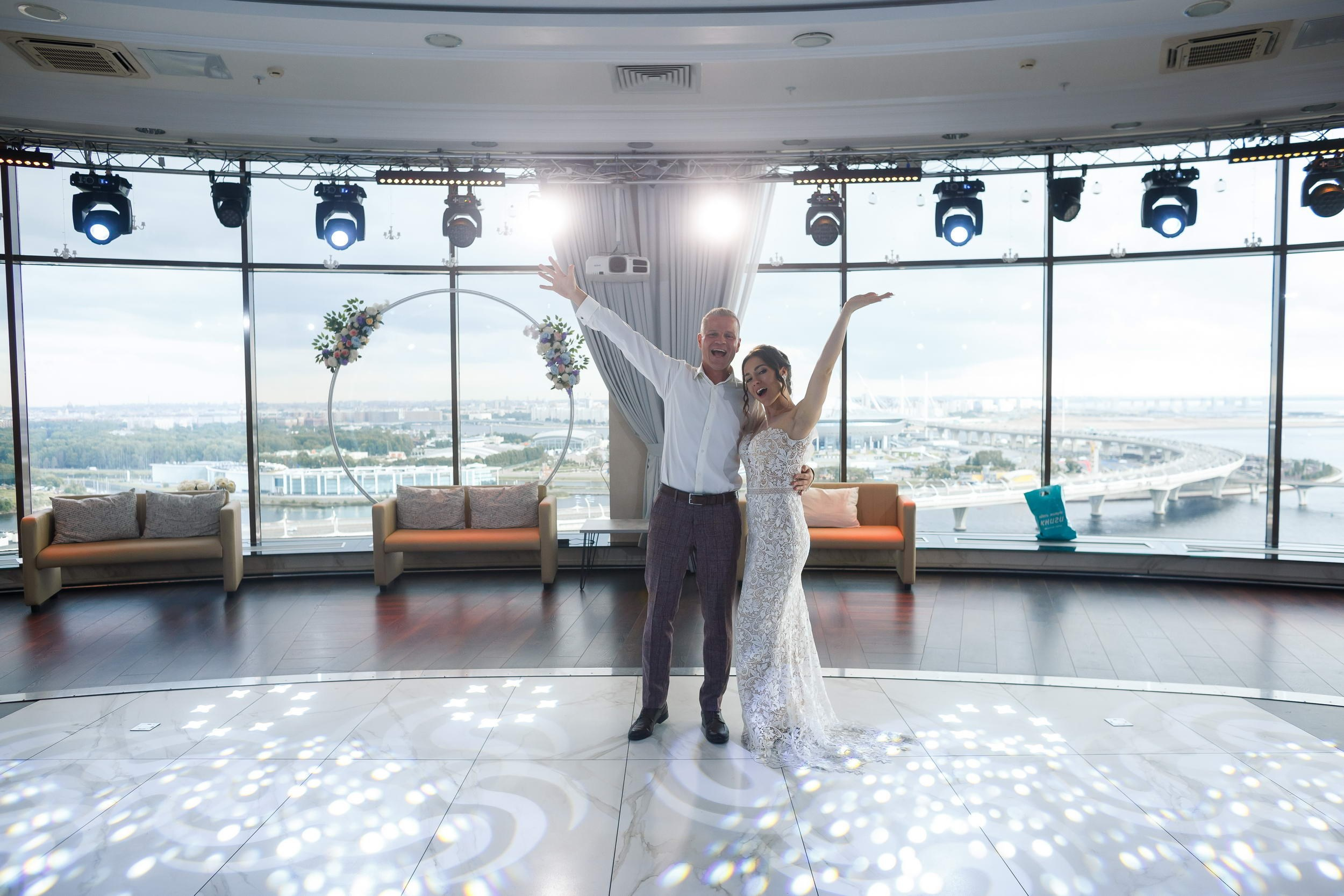 Свадебная фотосессия. Свадебный фотограф Игорь Брундасов 8PHOTO на свадьбу венчание загс СПб