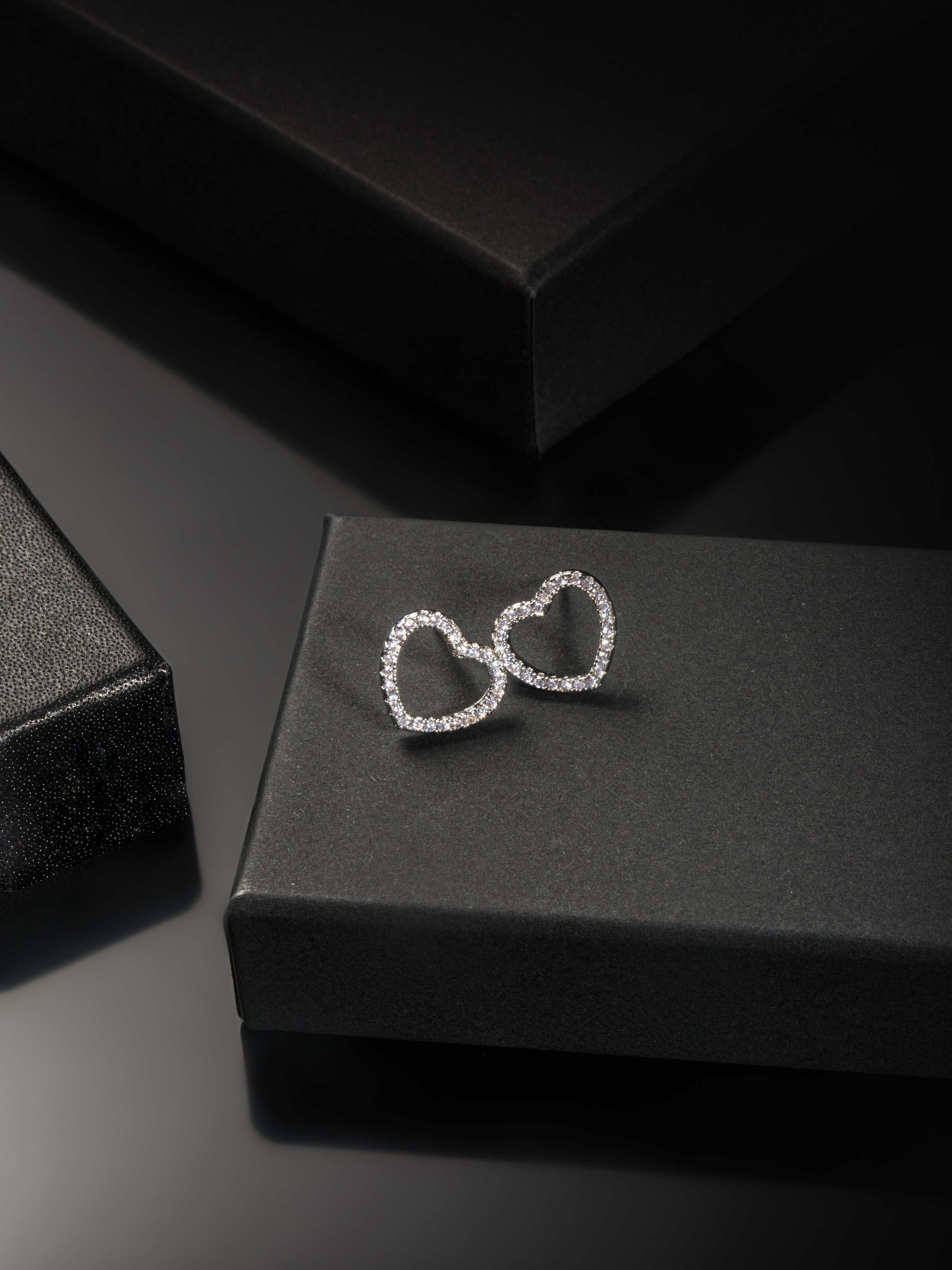 Ретушь фотографий колец и часов | Студия SVITHART