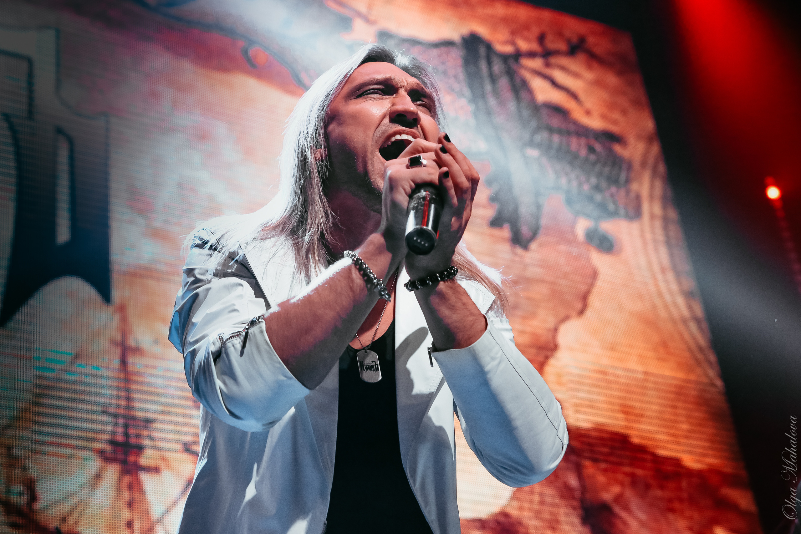 Гран-Куражъ, Известия Hall. Фотограф Ольга Махалова — Санкт-Петербург, Москва, Нижний Новгород