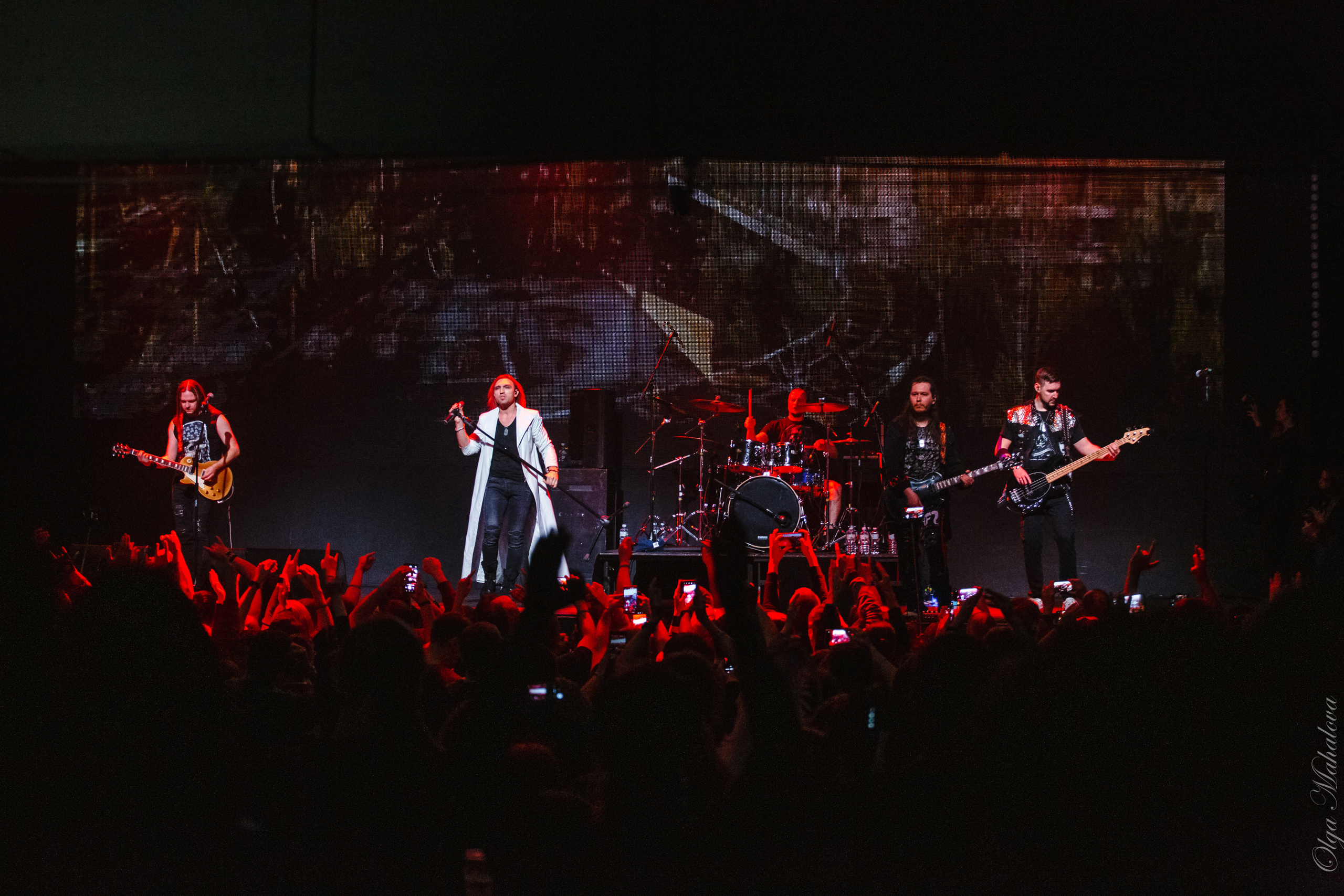 Гран-Куражъ, Известия Hall. Фотограф Ольга Махалова — Санкт-Петербург, Москва, Нижний Новгород
