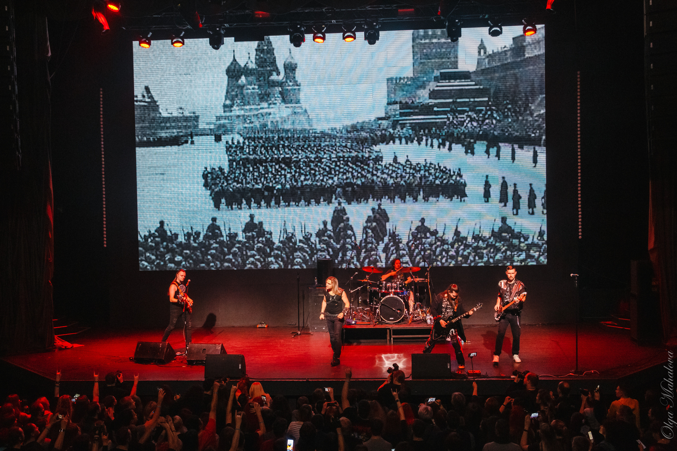 Гран-Куражъ, Известия Hall. Фотограф Ольга Махалова — Санкт-Петербург, Москва, Нижний Новгород