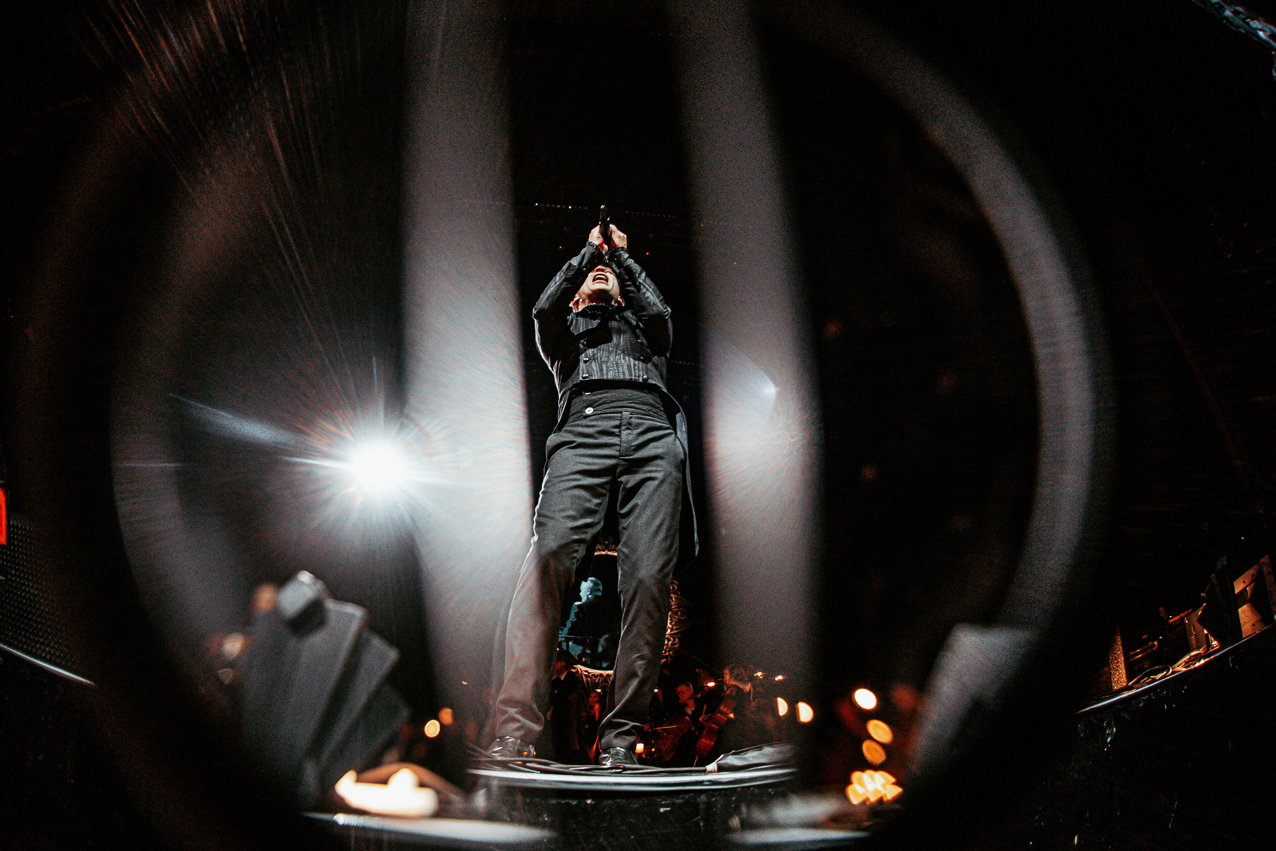 Би-2 с симфоническим оркестром, Crocus City Hall. Фотограф Ольга Махалова — Санкт-Петербург, Москва, Нижний Новгород