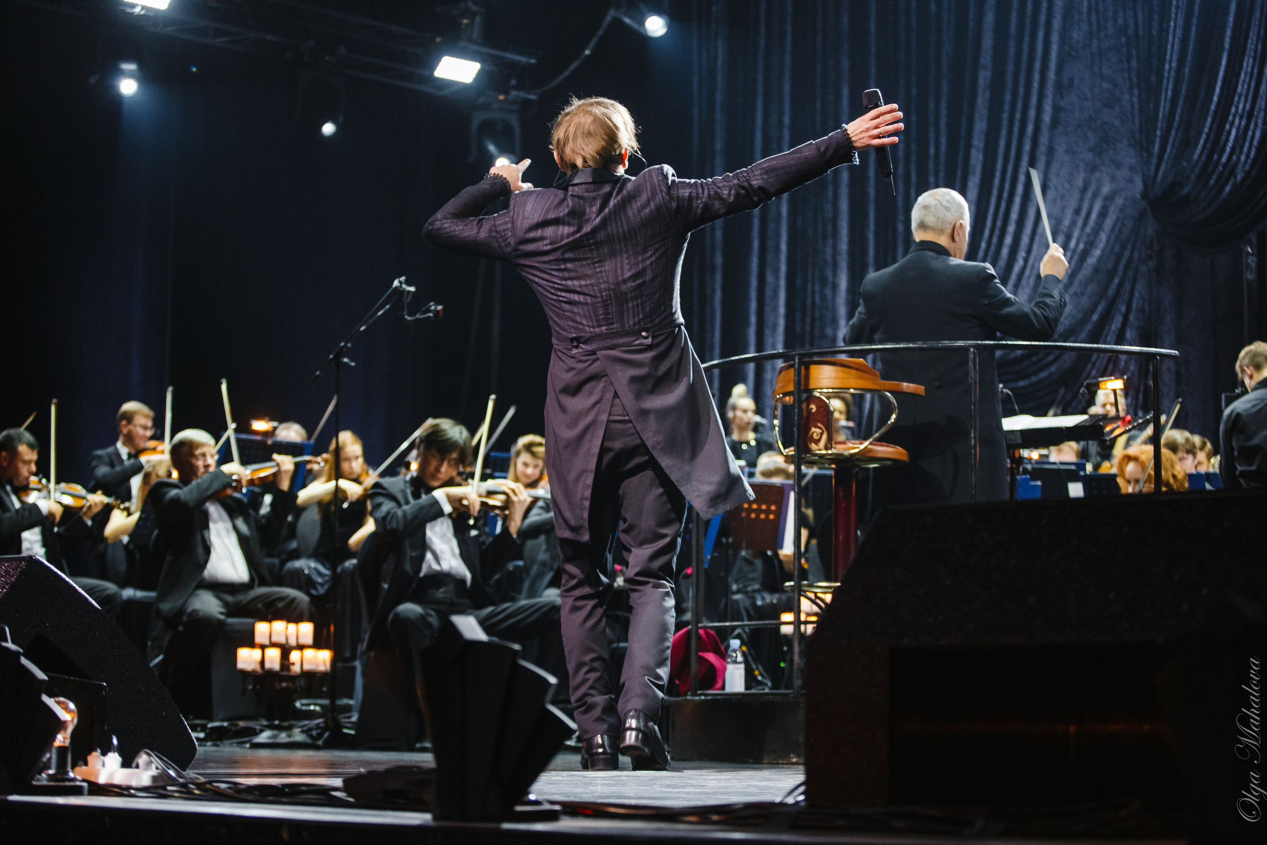 Би-2 с симфоническим оркестром, Crocus City Hall. Фотограф Ольга Махалова — Санкт-Петербург, Москва, Нижний Новгород