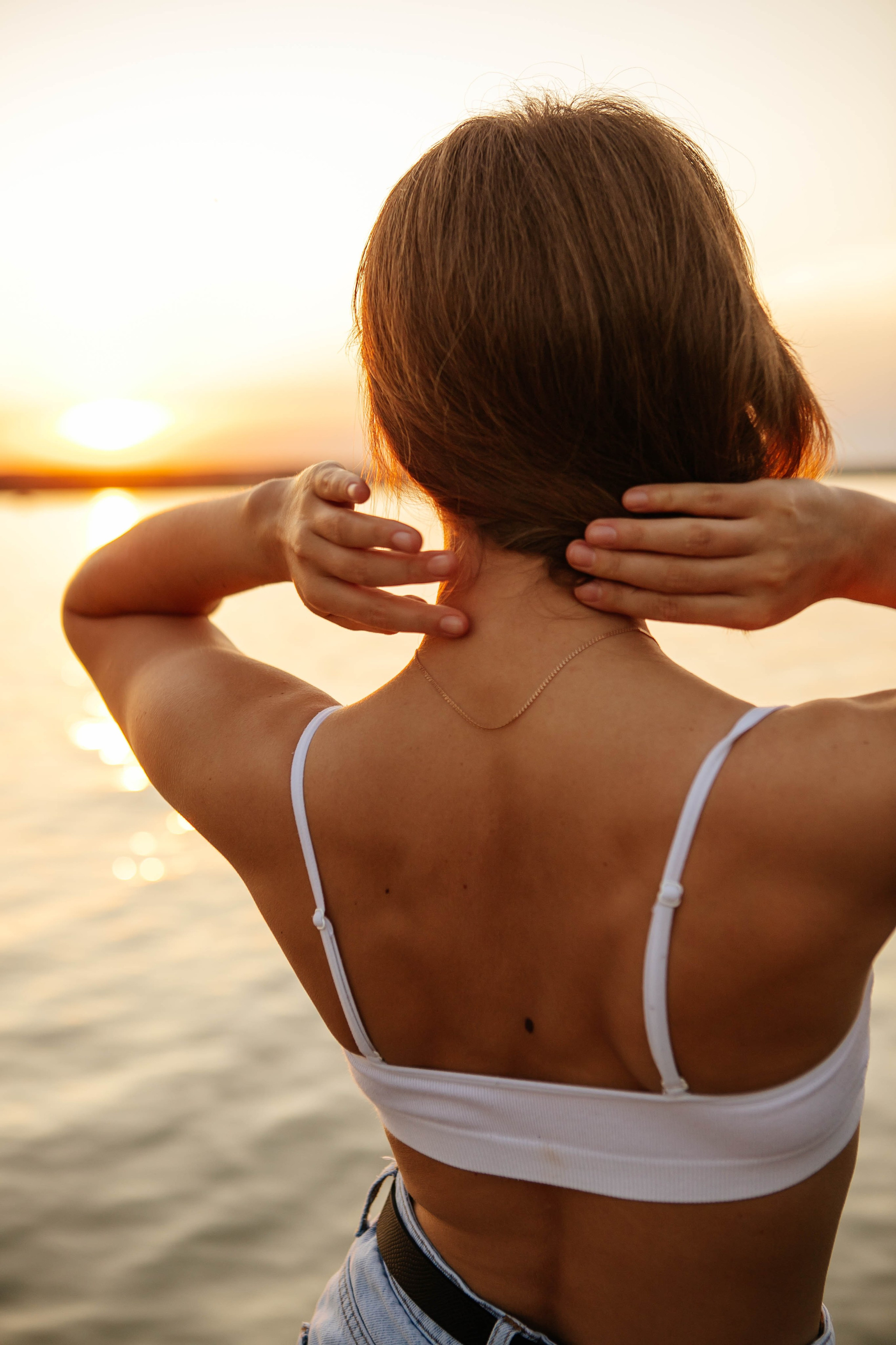 Анастасия у реки. Фотограф Санкт-Петербург Раднаева Юлия