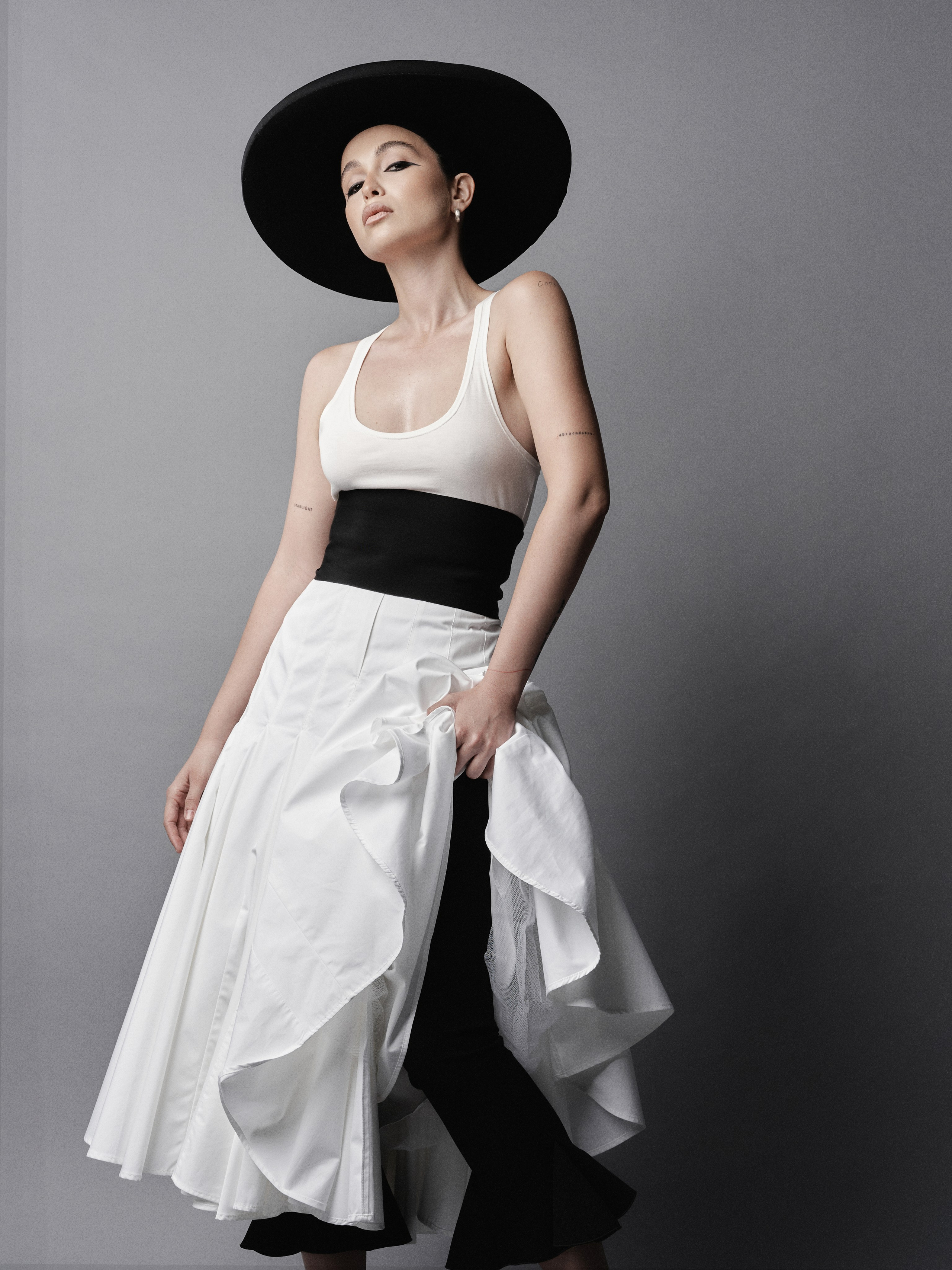 SARINA. Главная