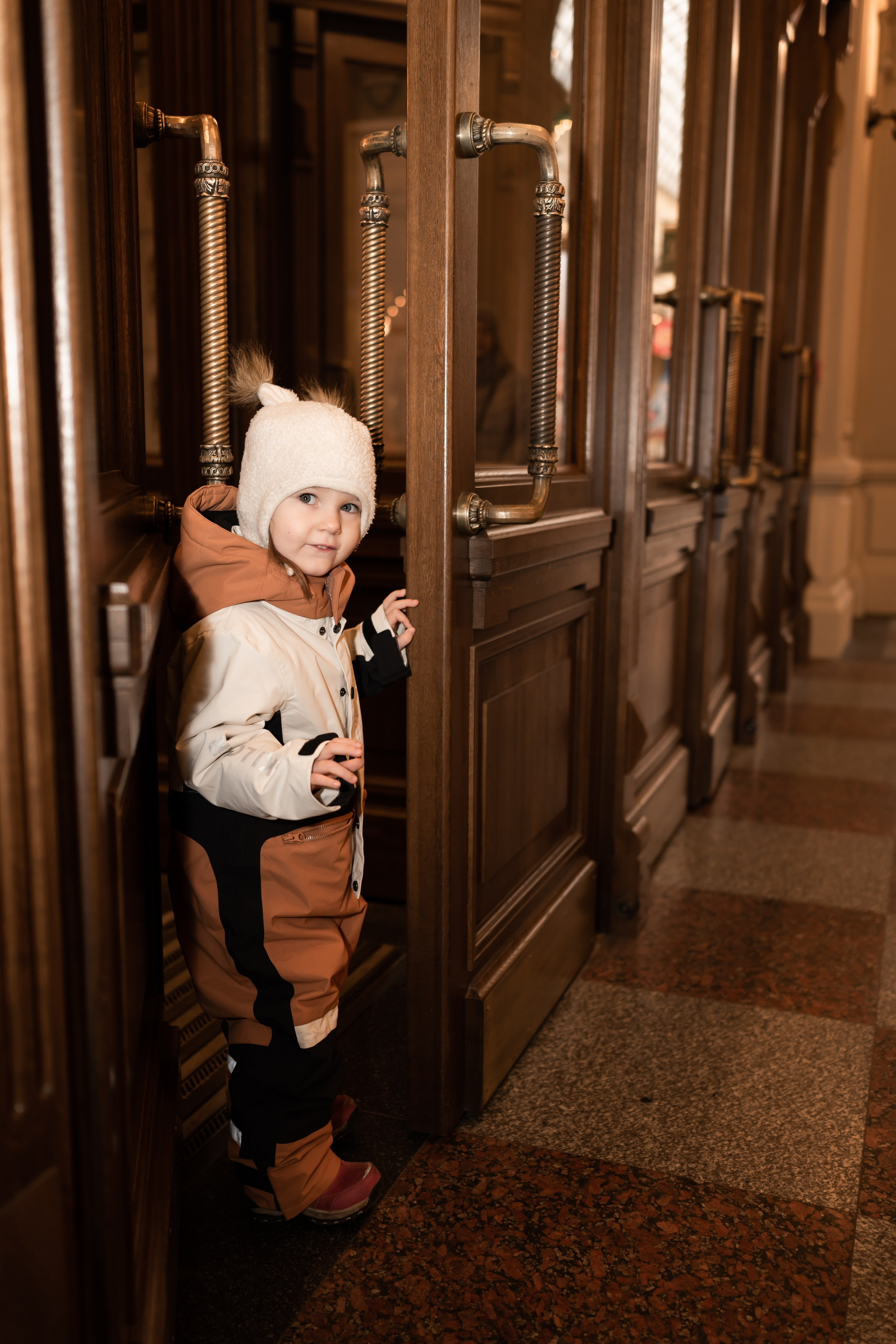 Ретро прогулка по красной площади. Фотограф Ксения Огородова портфолио