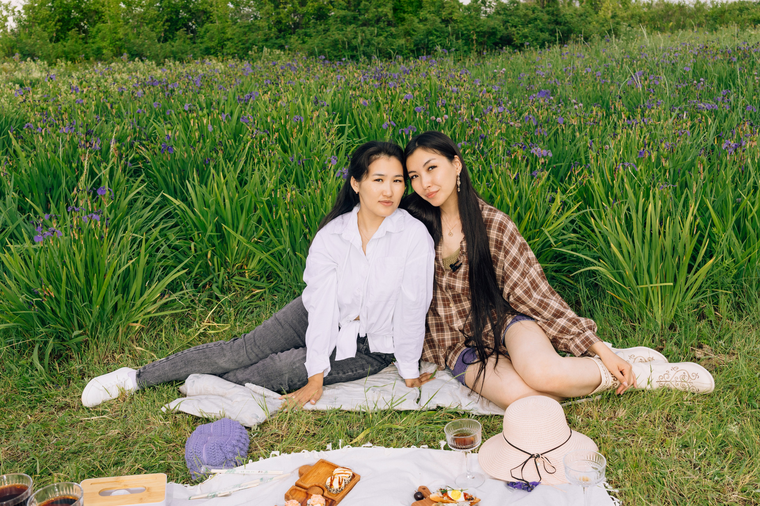 На ирисовом поле. Фотограф Якутск Зоя Николаева