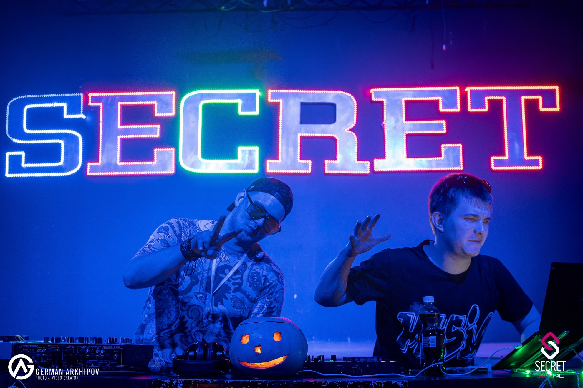 #don"t_stop_dancing — Secret Dance Hall