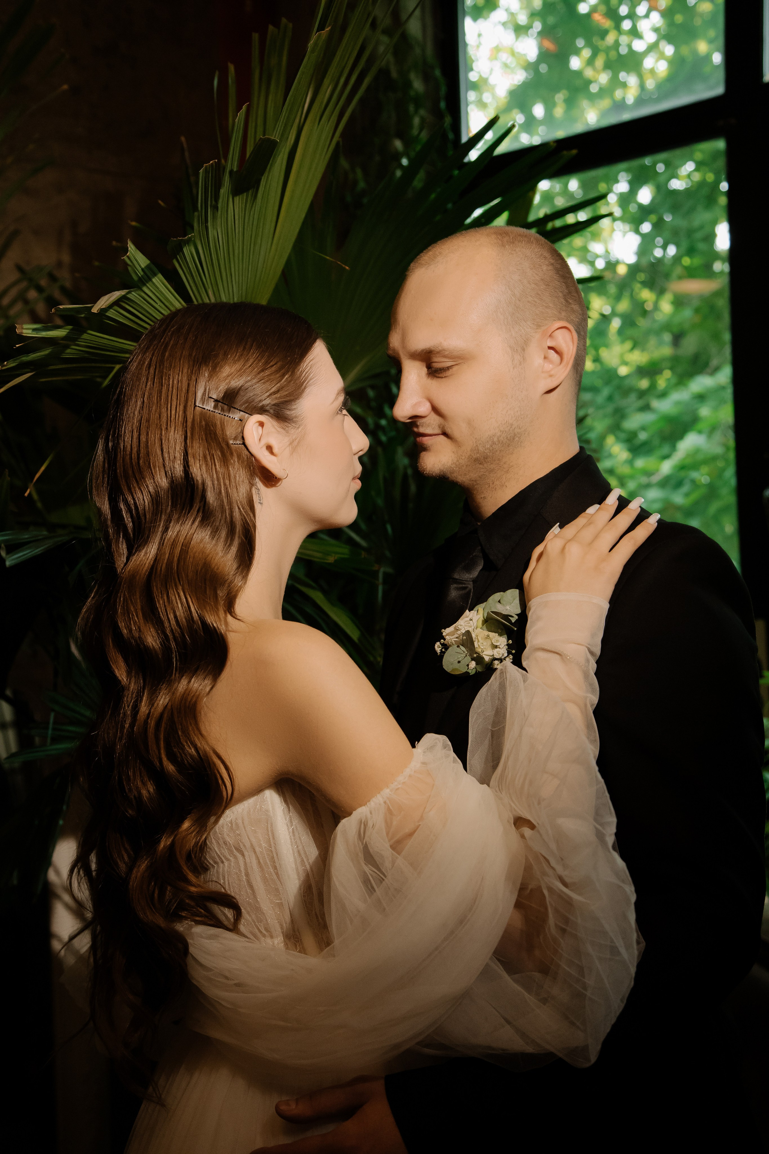 Цветочная локация. Свадебный фотограф Челябинск Полина Чеботарь