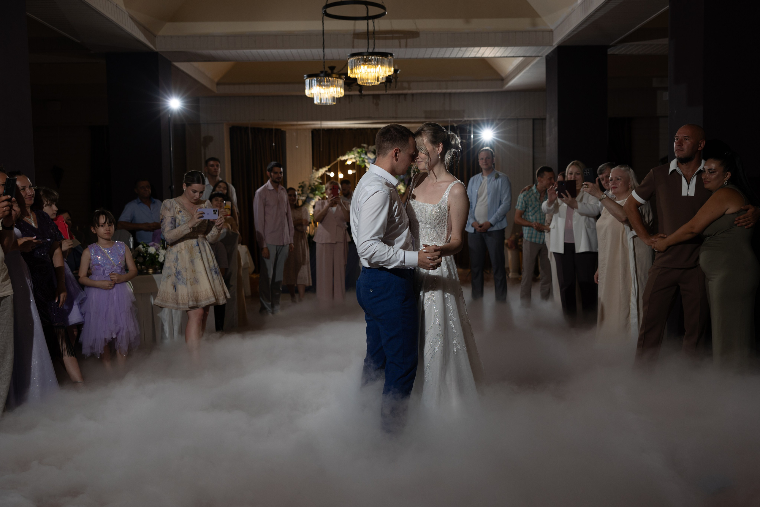 Е+В (Утро, ЗАГС, Luciano, Банкет). Профессиональная фотосъемка в Крыму. Натуральные эмоции и живые кадры. Забронируйте дату прямо сейчас!