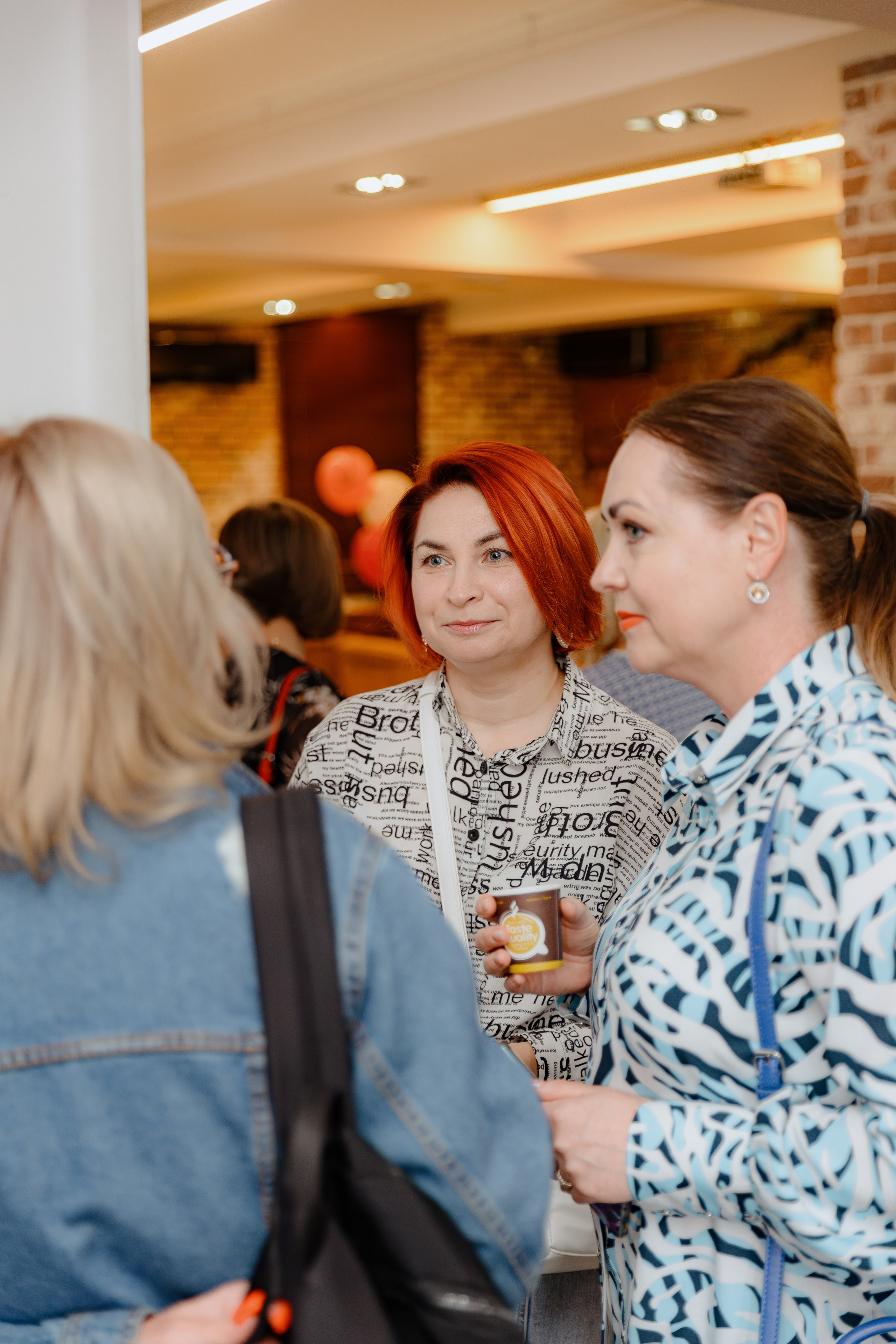 Презентация книги. Свадебный и репортажный фотограф Киров | Вадим Карпук