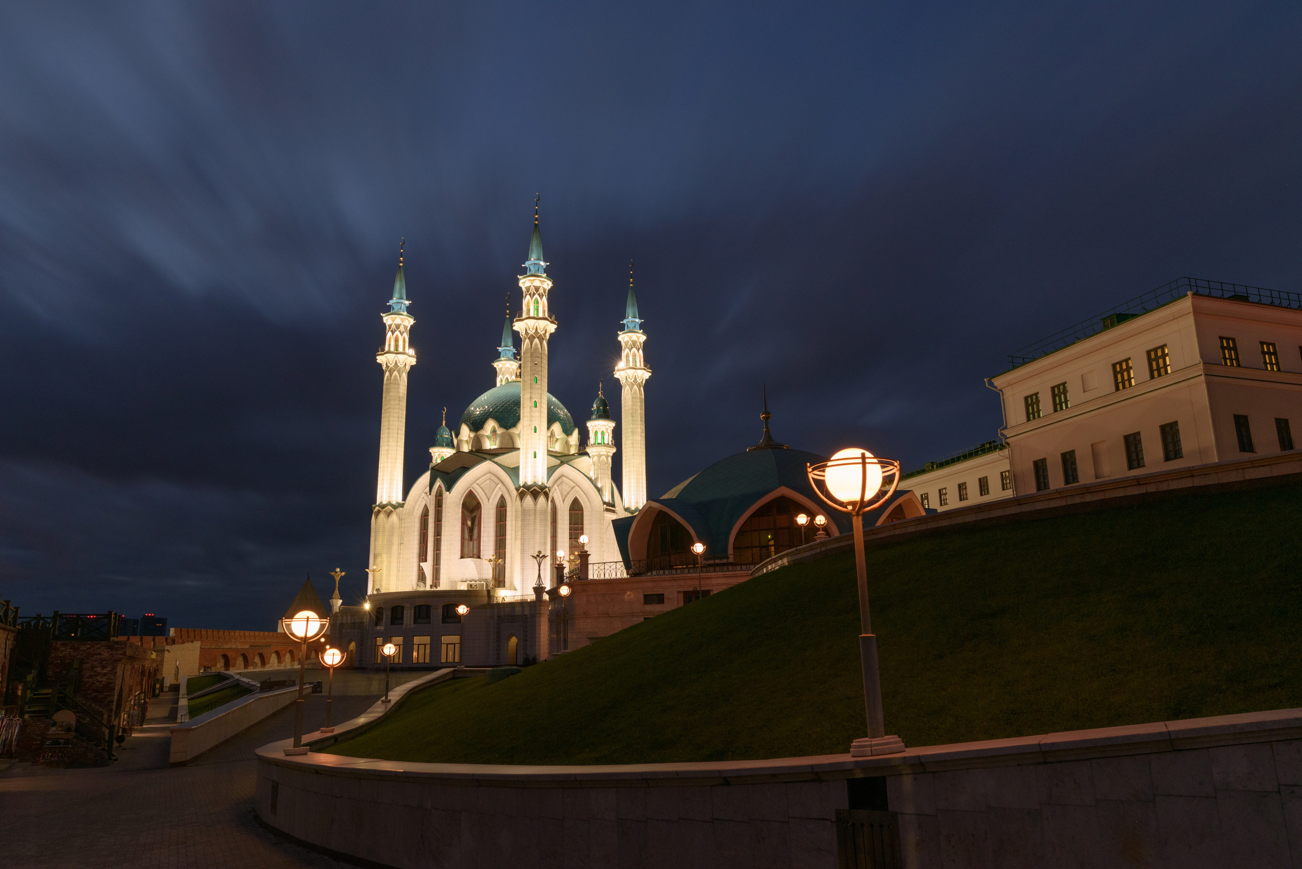 Профессиональный пейзажный и архитектурный фотограф в Казани. Спортивный и репортажный фотограф Рустам Афлятунов в Казани