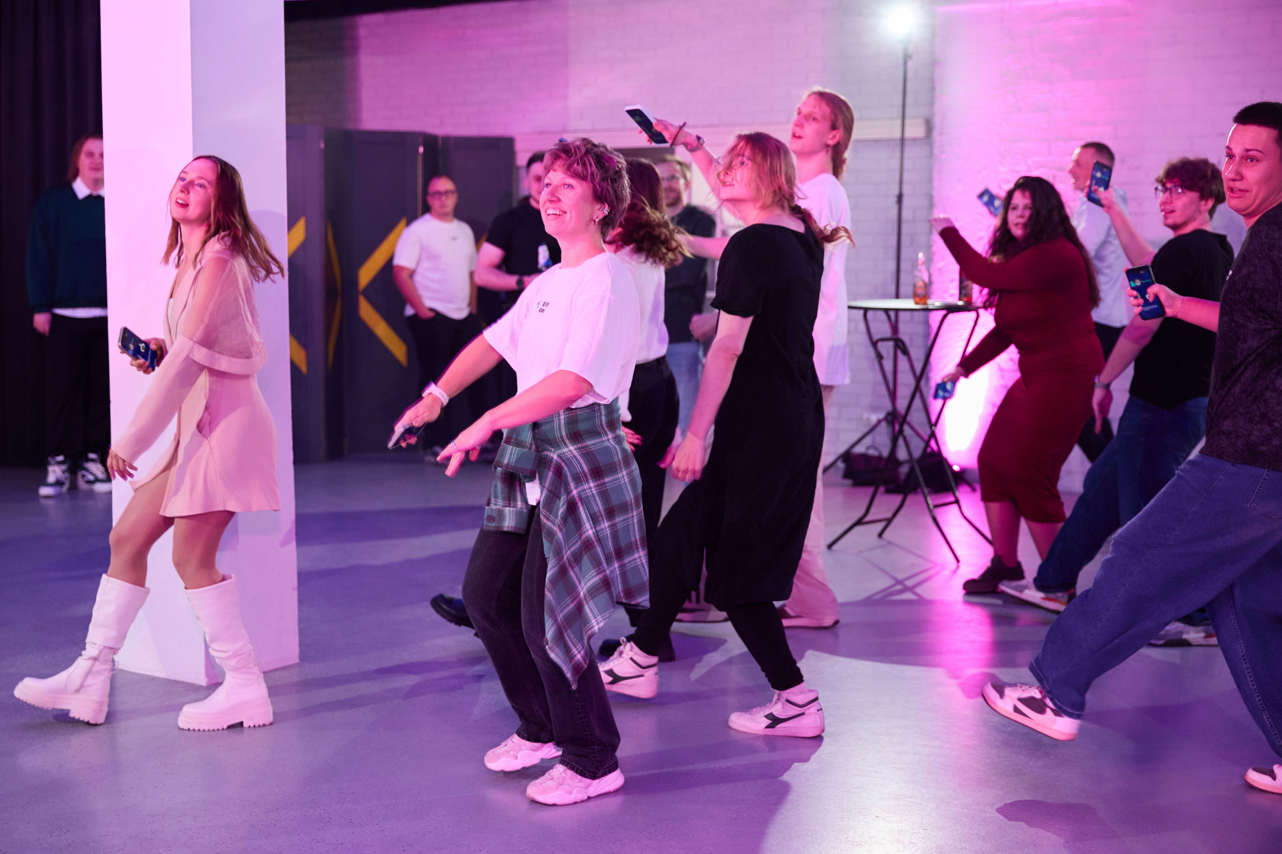 ДР PlayDevs. Свадебная, репортажная фотосъемка и видеосъемка в Минске. Илья и Юлия Ширмановы. Фотограф | Видеограф | Минск