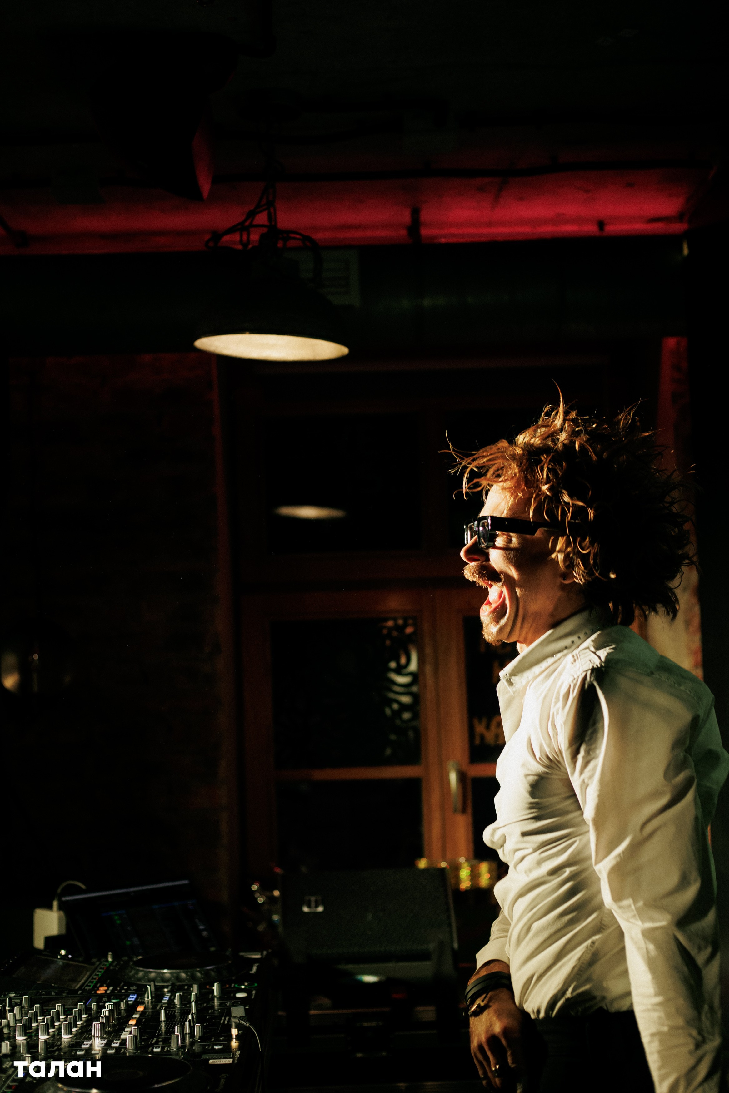 ВИНОТЕКА [бар+магаз] — BIRTHDAY PARTY. СВОИ. ФОТООТЧЕТЫ-СОБЫТИЯ-МЕСТА