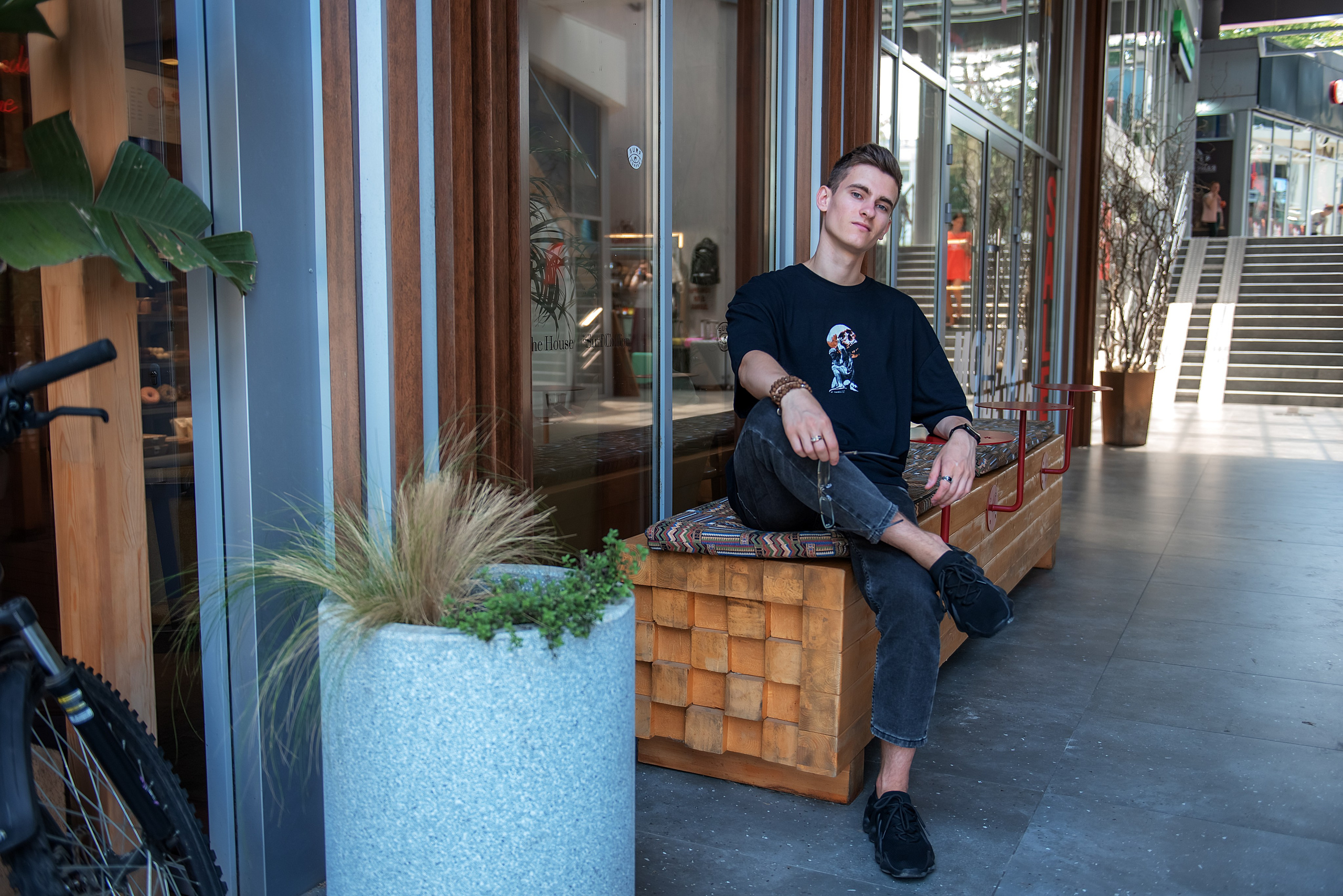 Мужской портрет StreetStyle. Семейный и коммерческий фотограф в Сочи Александр Бодунов