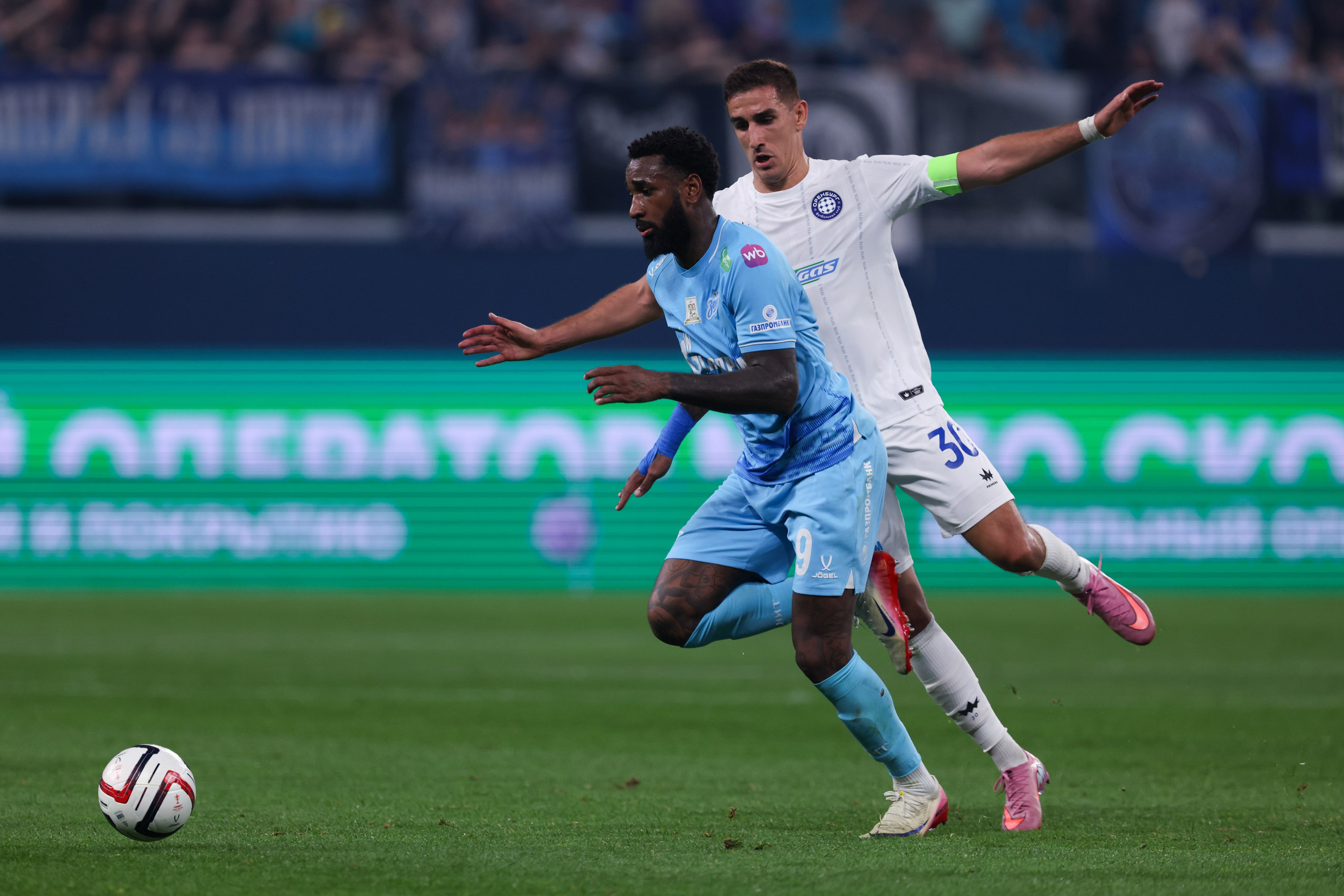 ФК Зенит -ФК Оренбург Fonbet Кубок России 2025/26. Спортивный и репортажный фотограф Антон Тереханов