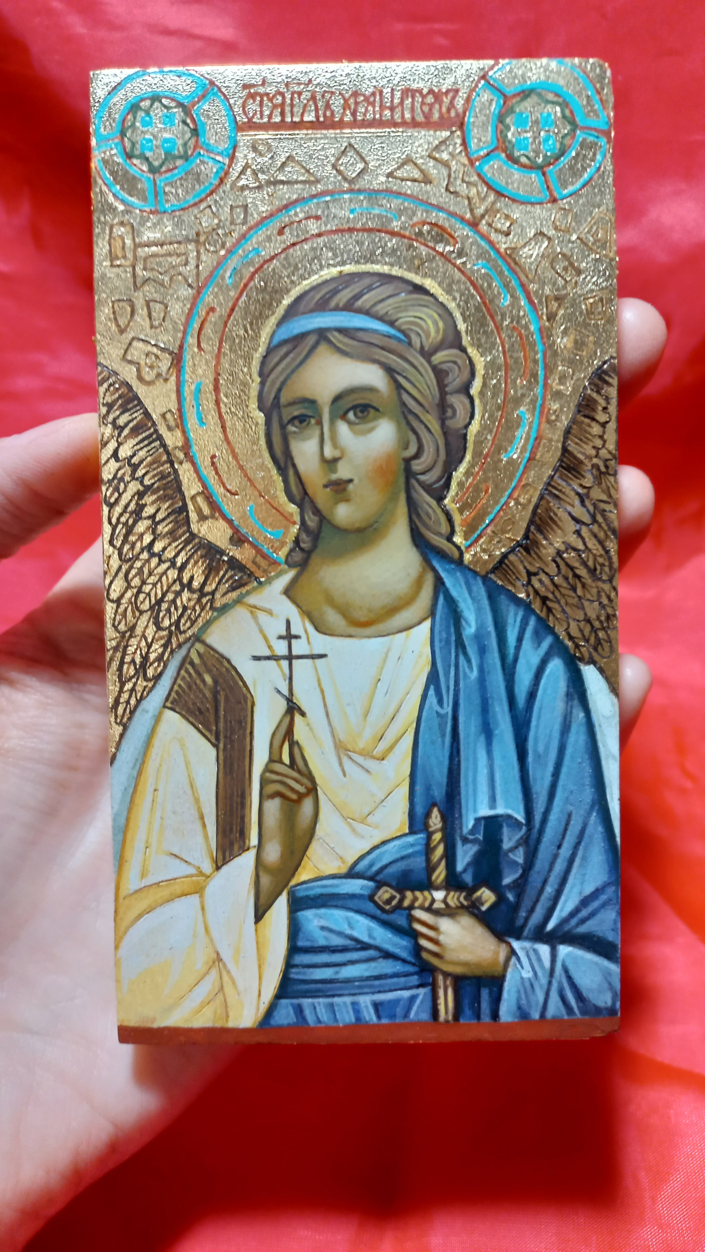 Икона рукописная с резьбой по левкасу, золочением, азуритом, лазуритом , шпинелью, ярозитом. Твой Ангел -Хранитель.