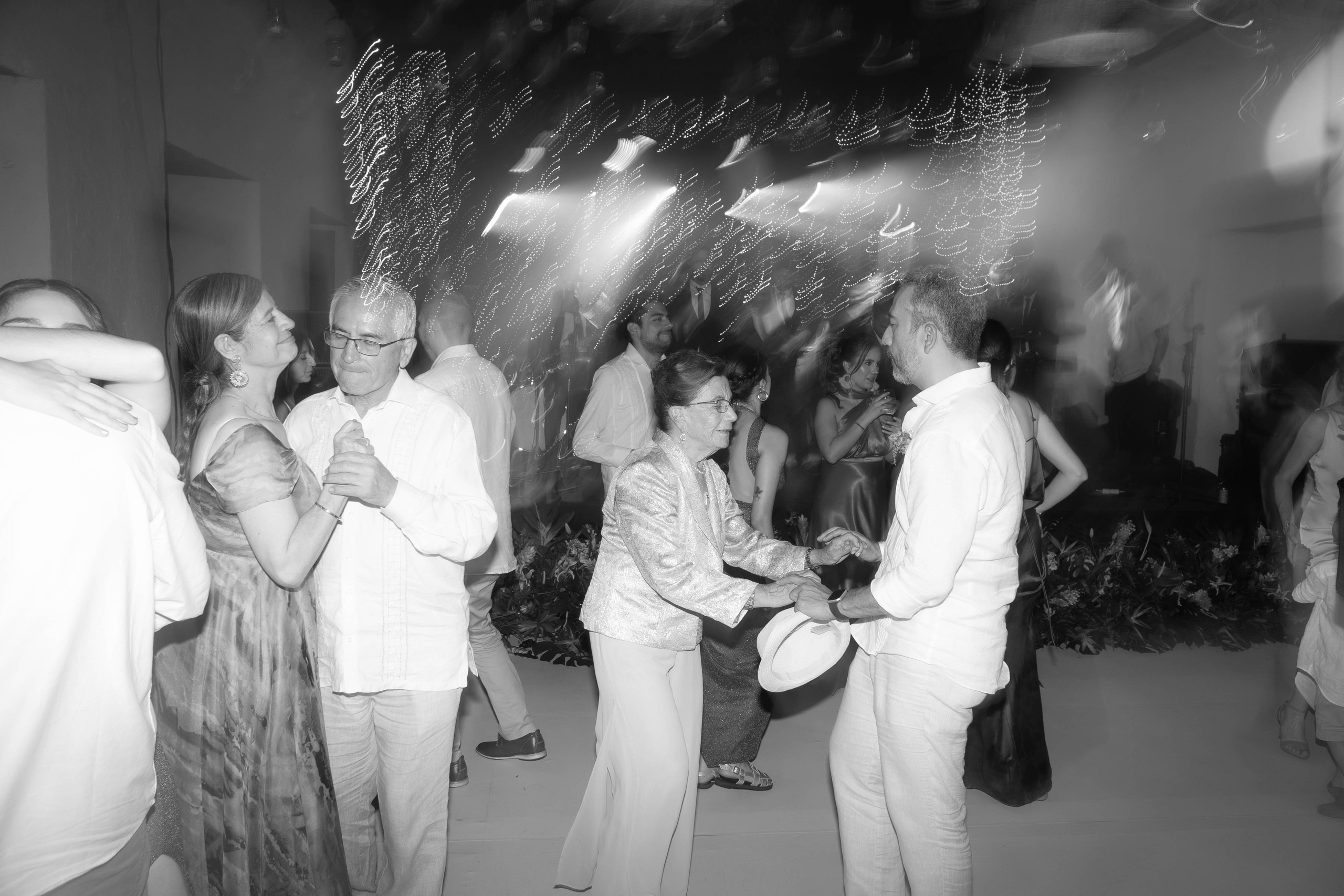 Catalina and Romain. Wedding Photographer in Barcelona and Medellin