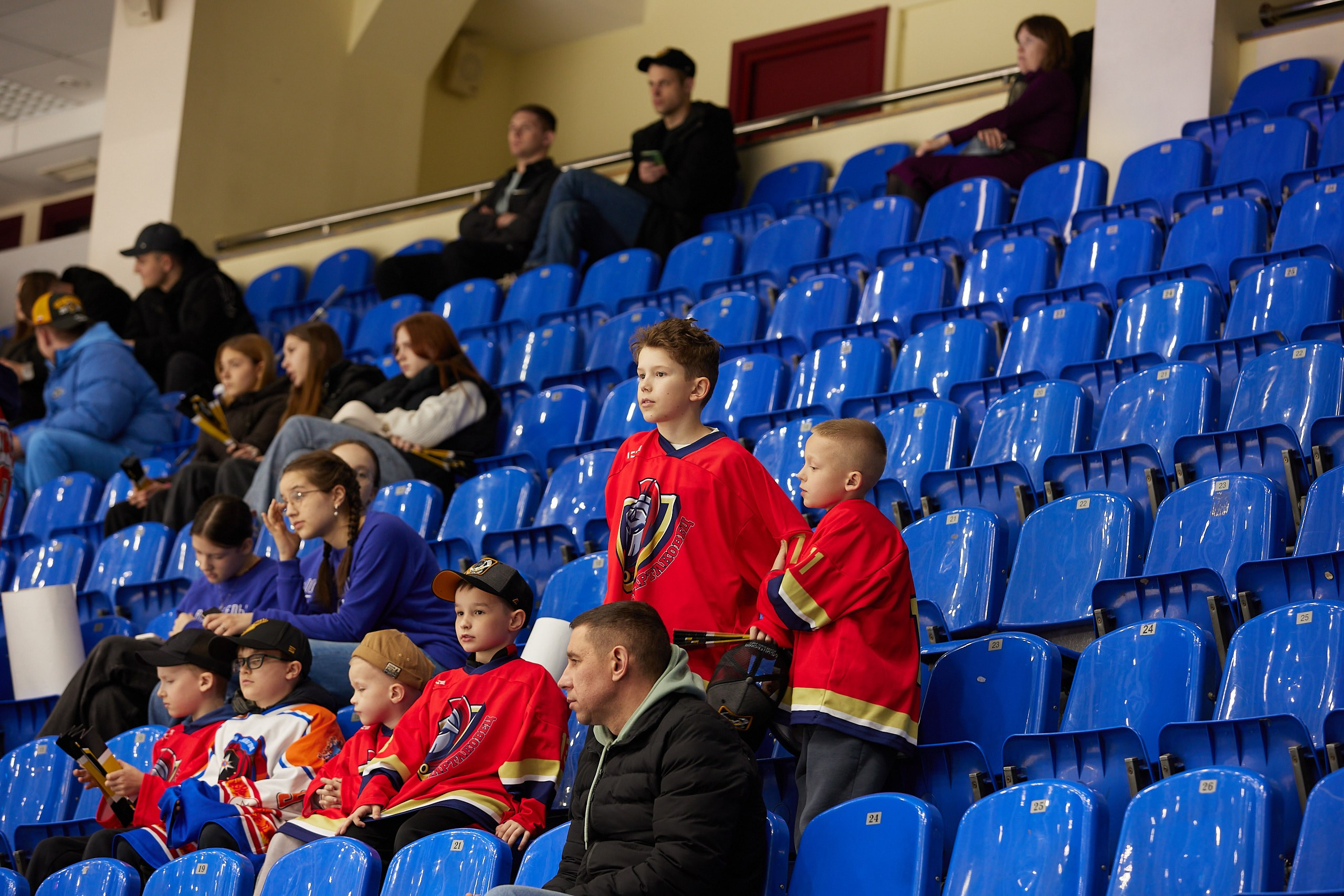 Репортаж. Офицерская хоккейная лига 2025 год. Спортивный фотограф Некрасов Денис