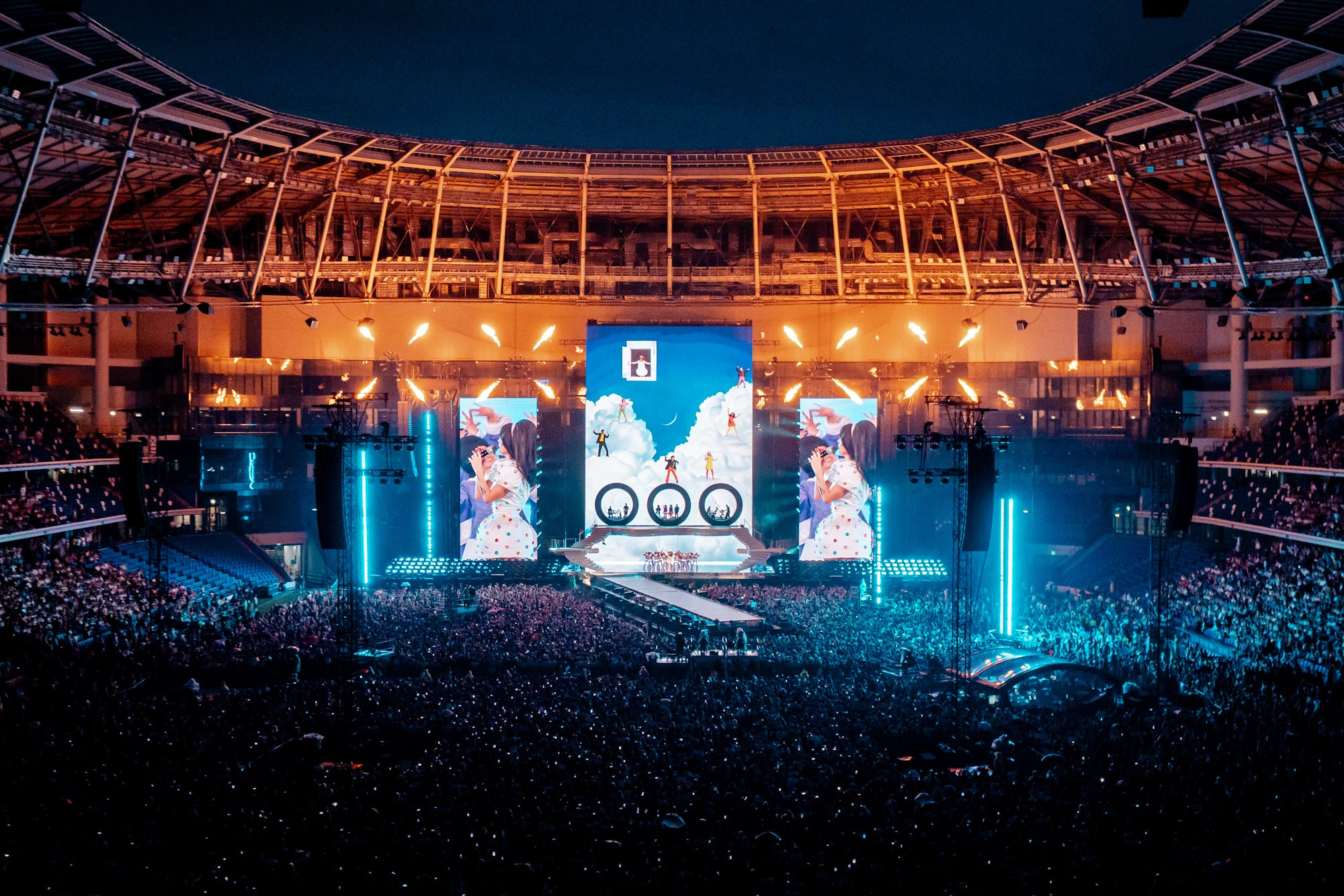 Zivert. Магия музыки в кадре: Концертная Фотография