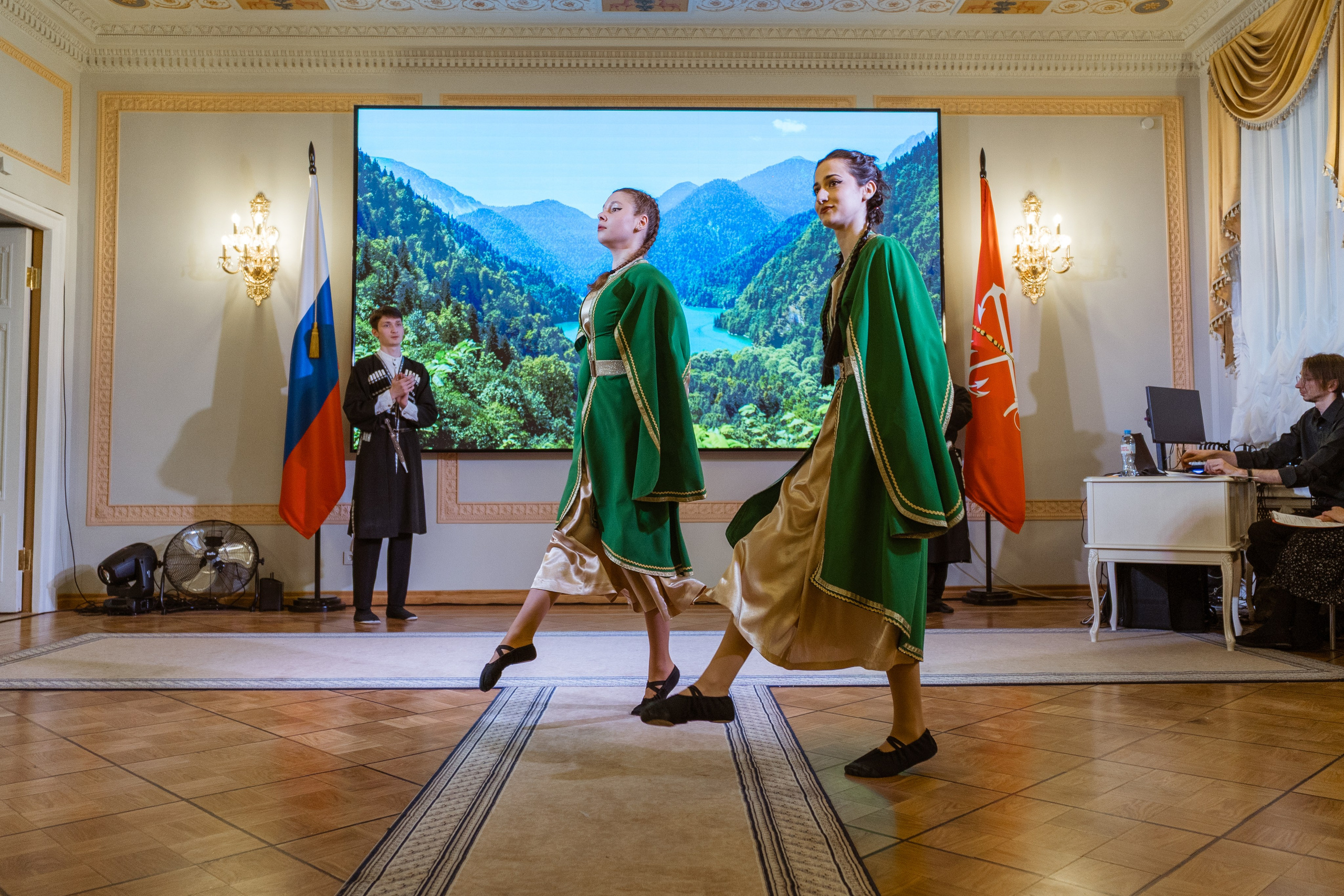 Памятный вечер в честь 80-летия Владислава Григорьевича Ардзинба. Фотограф в Санкт-Петербурге Алексеев Егор