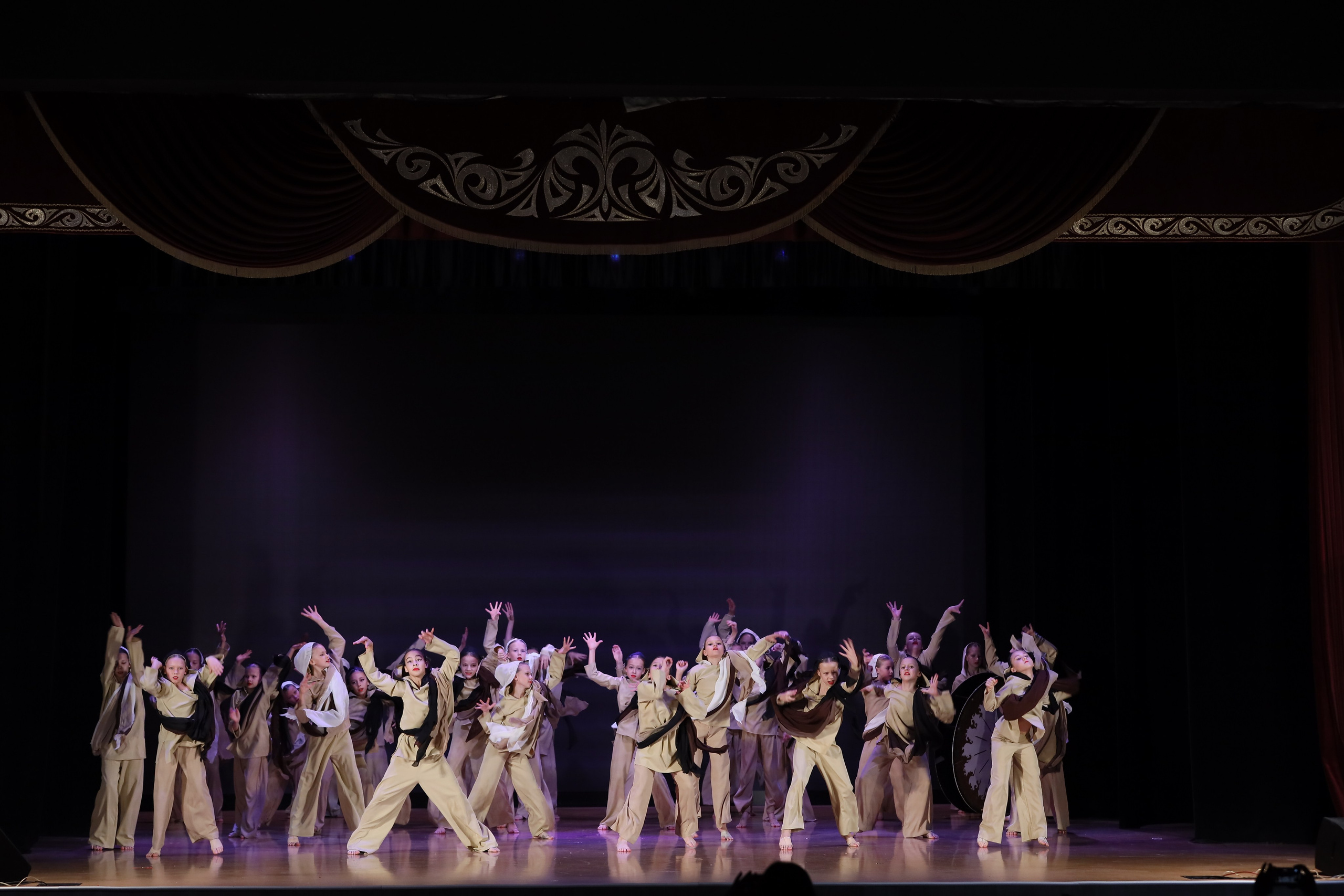 4 ноября, блок 1, видео, номера 59-, г. Краснодар. Золотое яблочко