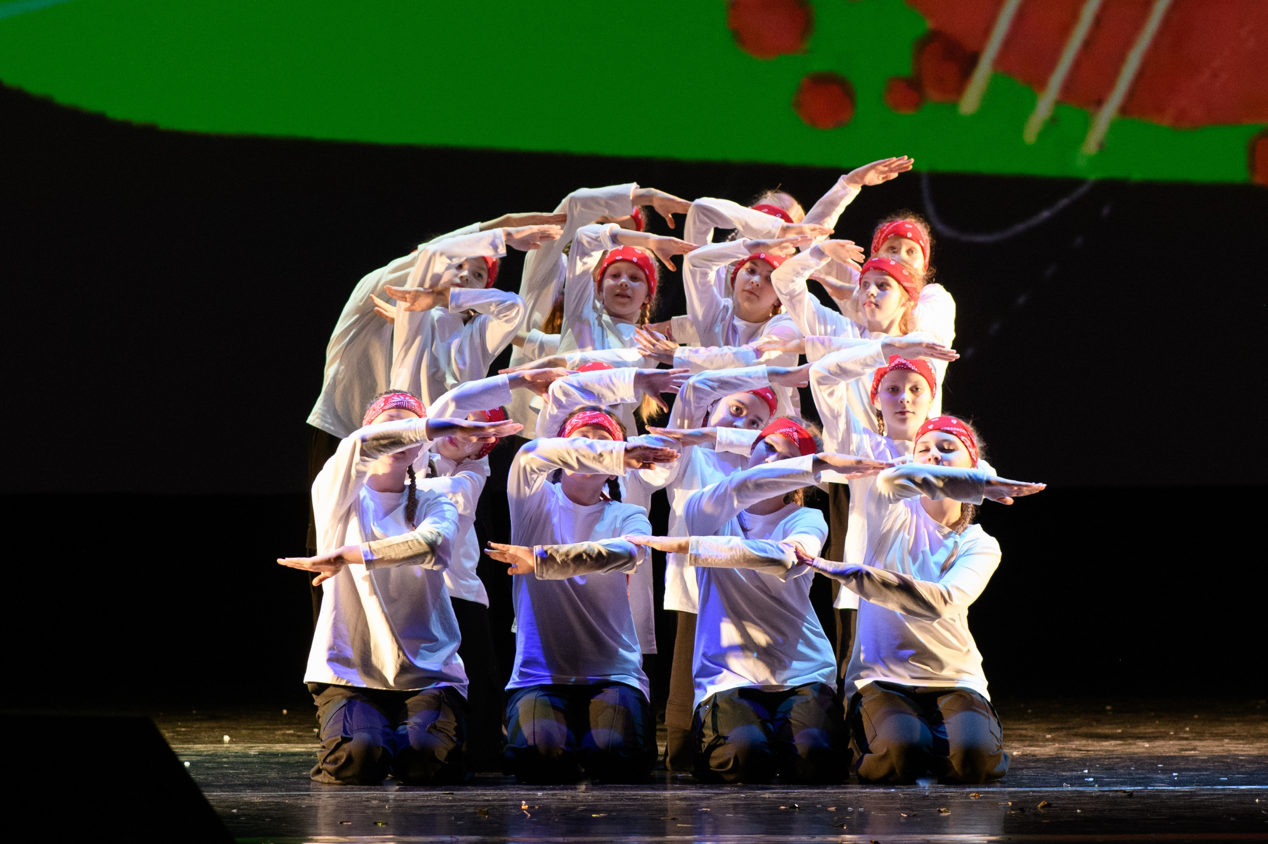 23 апреля, часть 2, БКЗ Октябрьский, г. Санкт-Петербург. Золотое яблочко