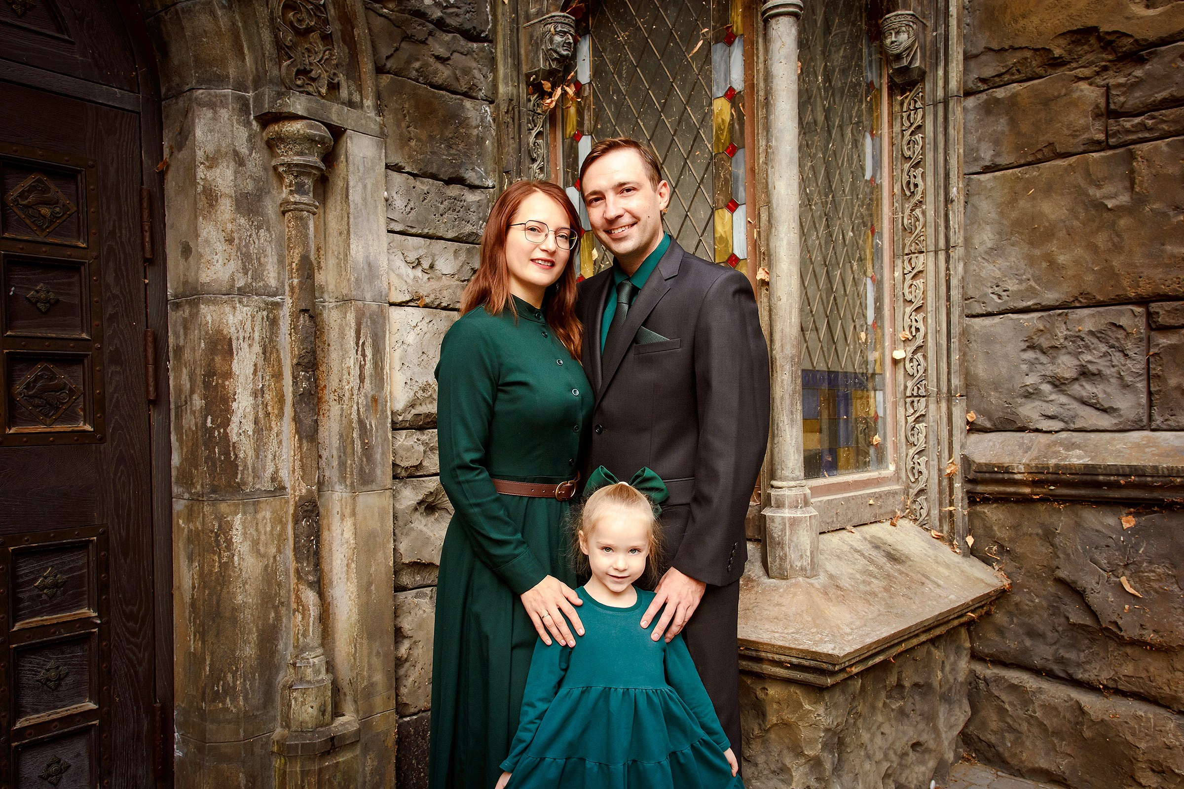 Семейная фотосессия у Замка Гарибальди. Фотограф Оксана Сафонова г. Тольятти