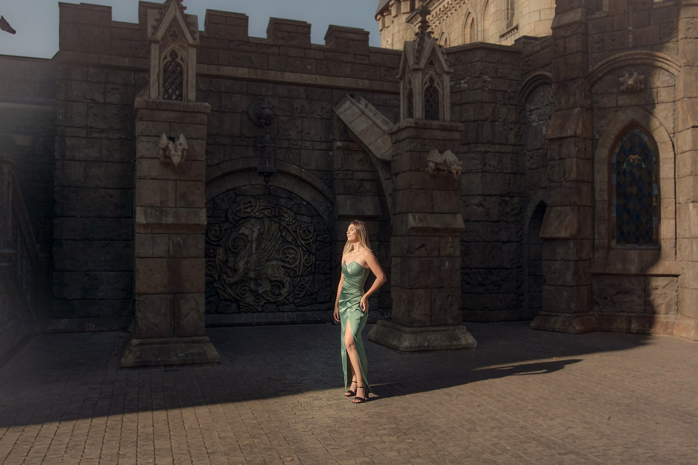 Фотосессия у Замка Гарибальди. Фотограф Оксана Сафонова г. Тольятти