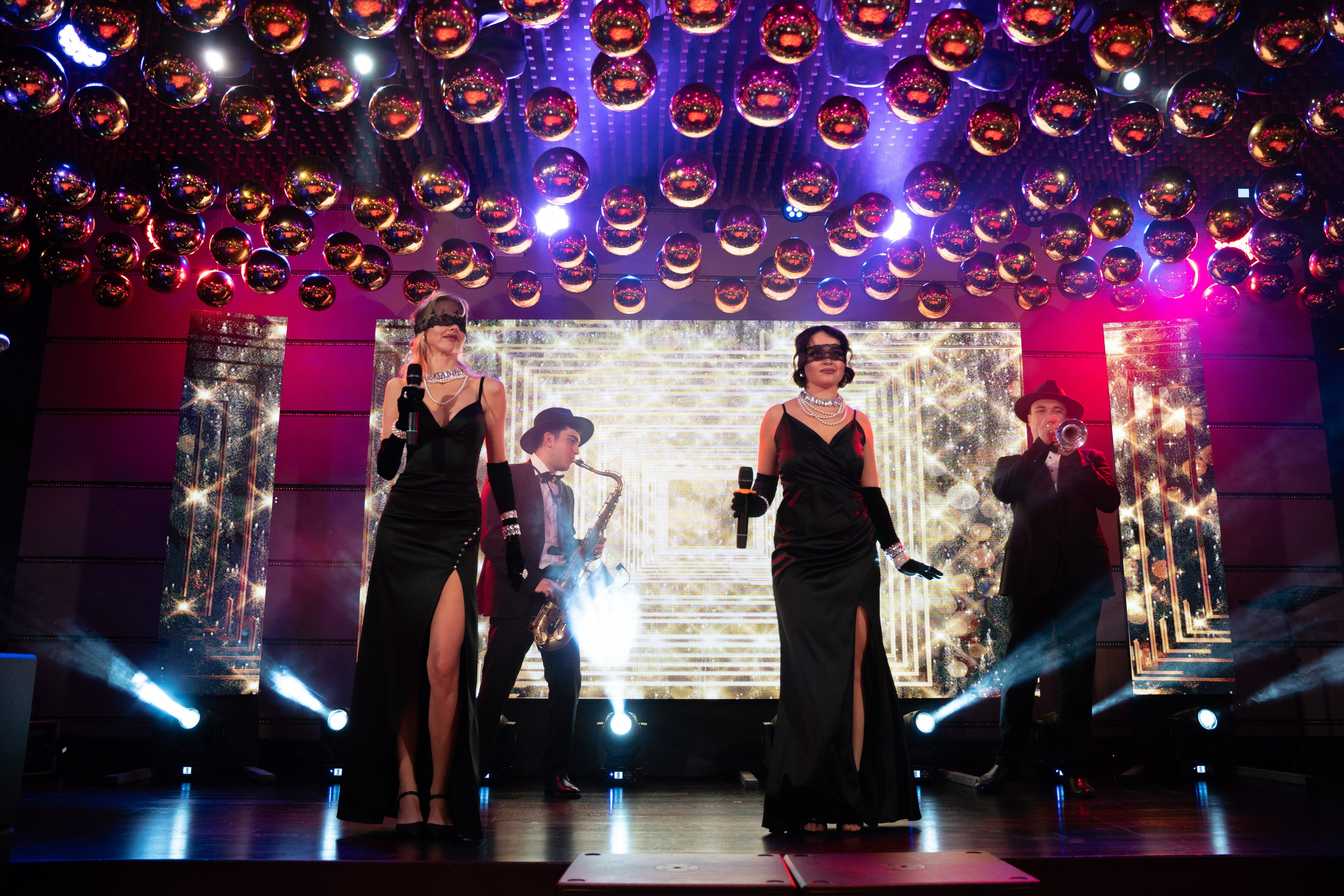 Финополис  банк  фоторепортаж  