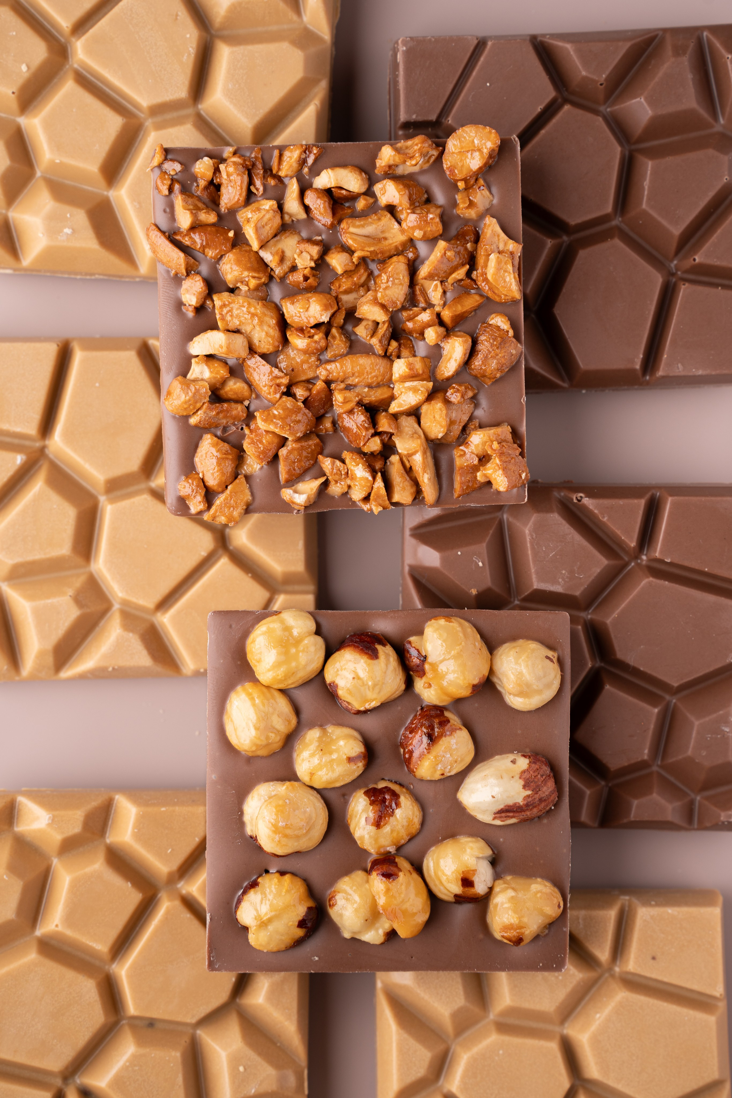 Съёмка шоколада для маркетплейса ozon и wildberries, и для социальных сетей. Предметный фотограф Санкт-Петербург