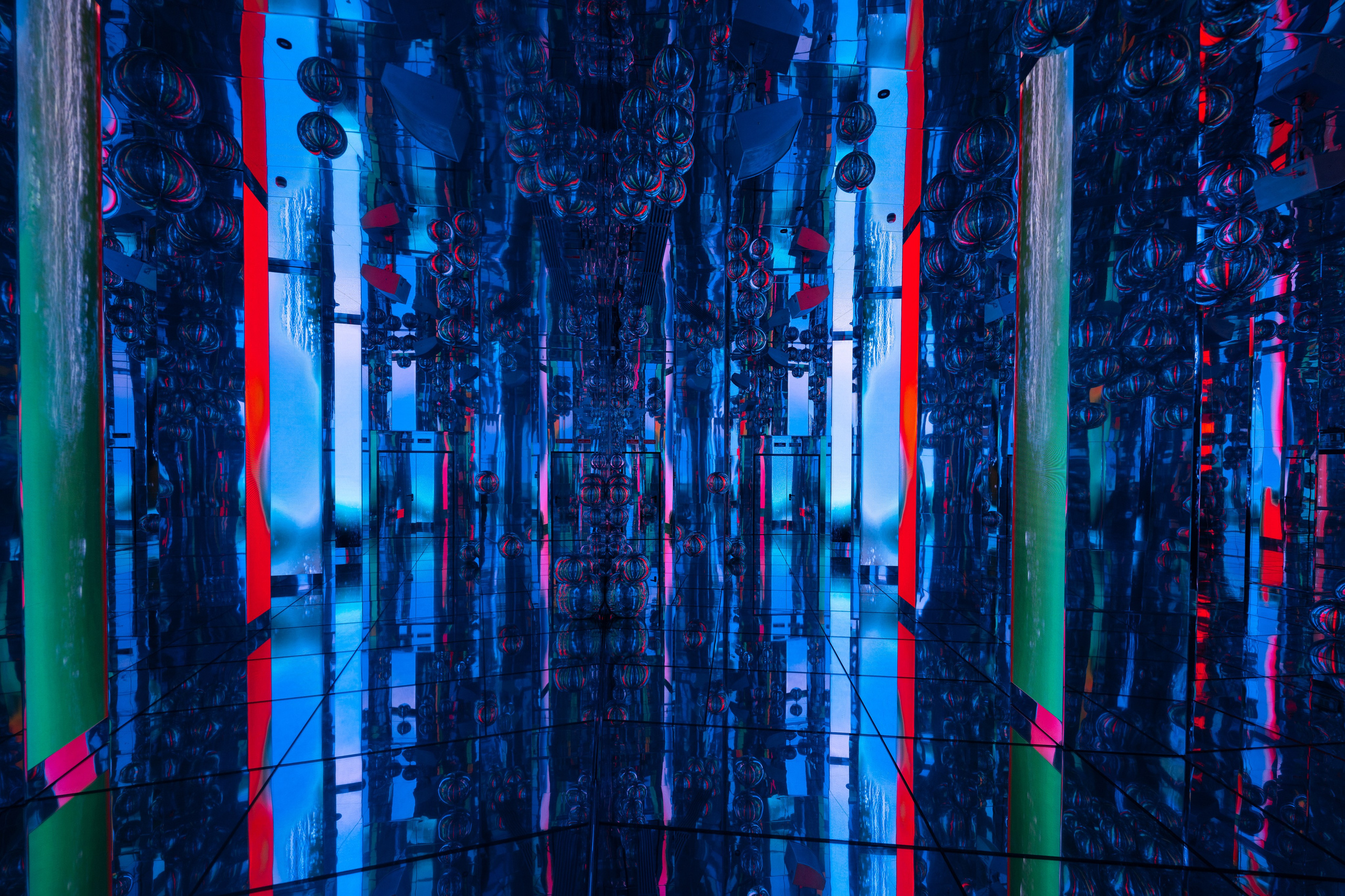 Generative Gallery & Luminar X, Making Magic. @tomrus: Рустам Шагиморданов — фотограф