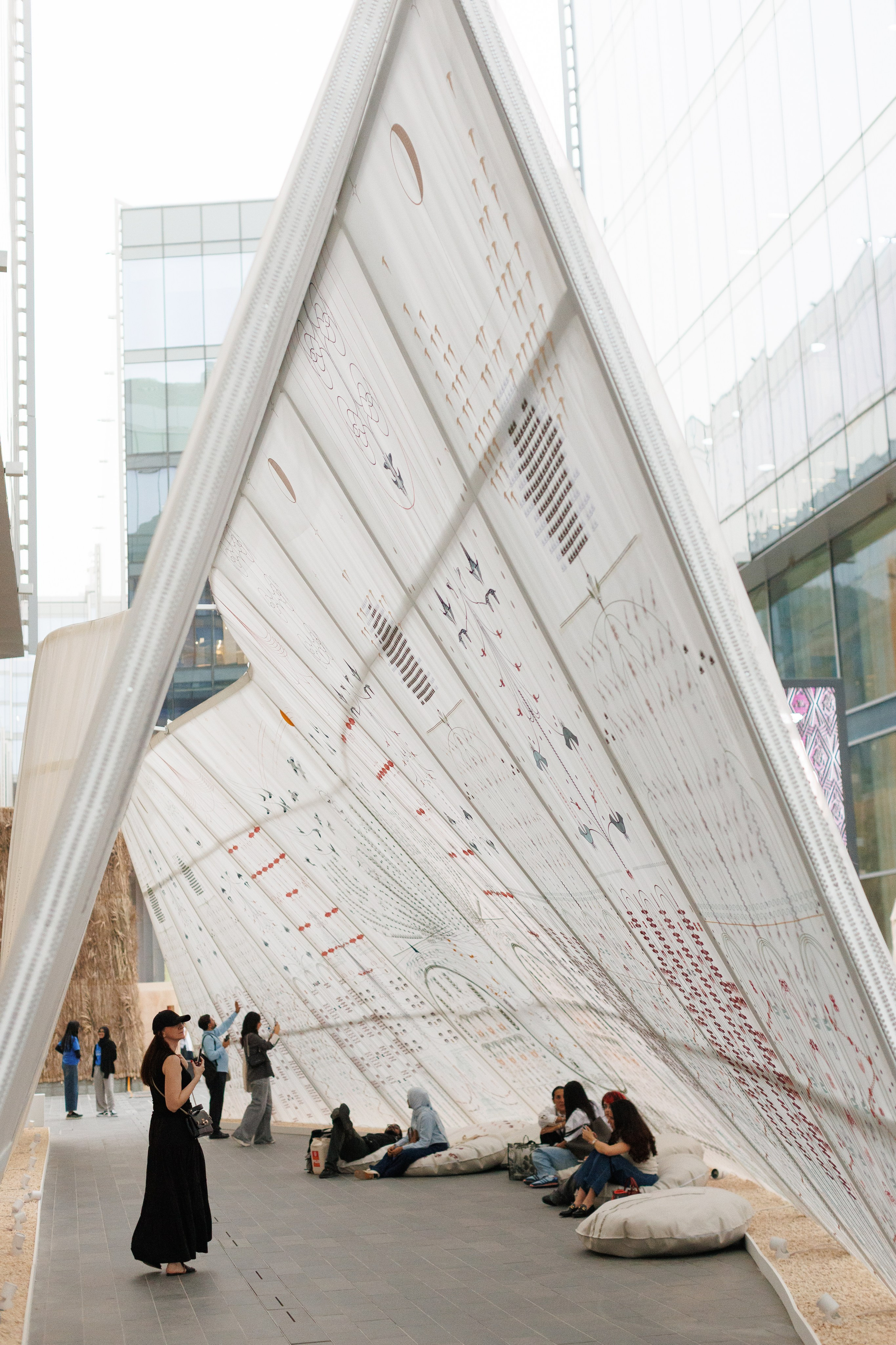 DUBAI DESIGN WEEK 11.25. Фотограф в Москве