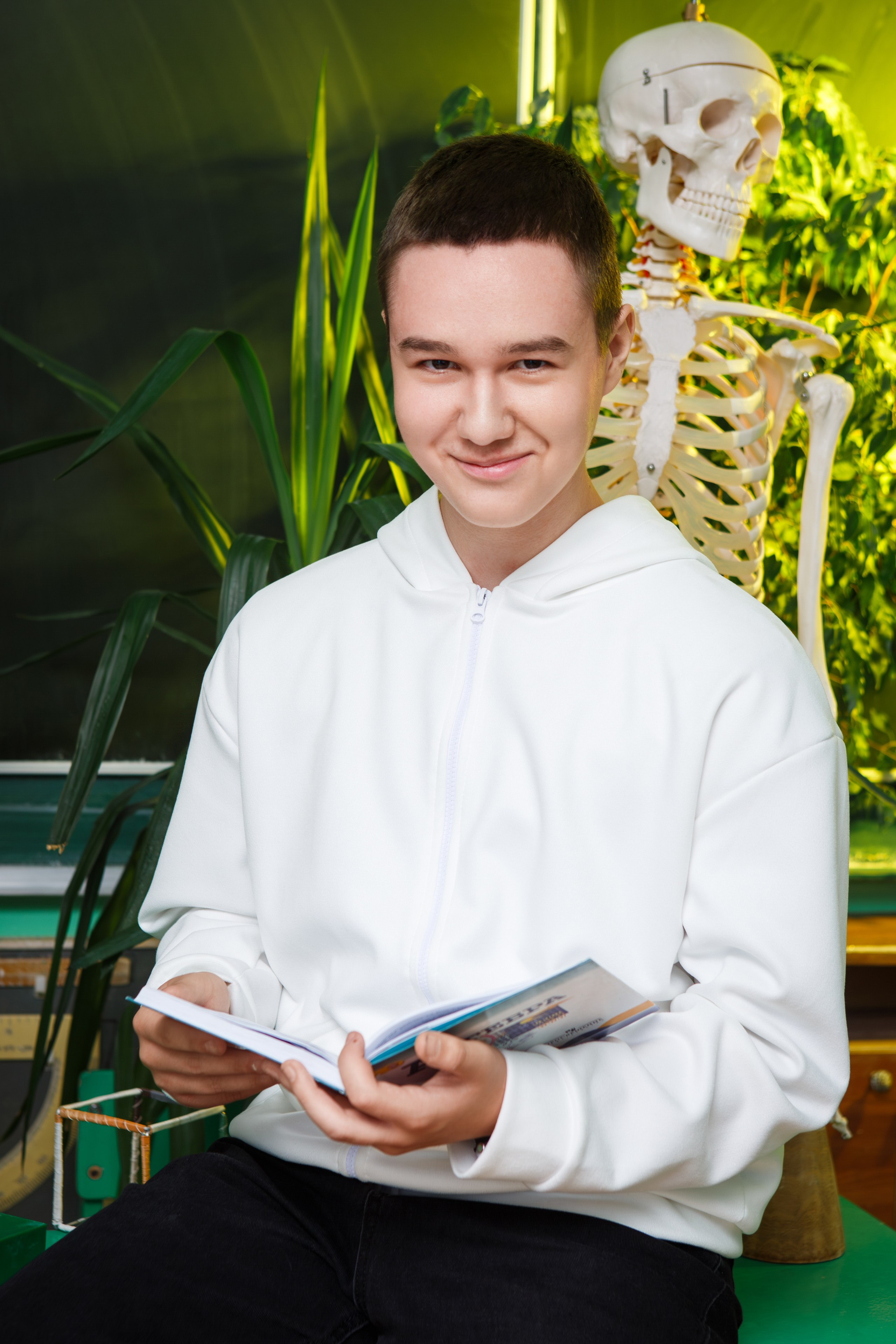 ПОРТРЕТНАЯ ФОТОСЕССИЯ В КЛАССЕ ДЛЯ 9 КЛАССОВ. ТВОЙ АЛЬБОМ / ТВОИ ПРАВИЛА