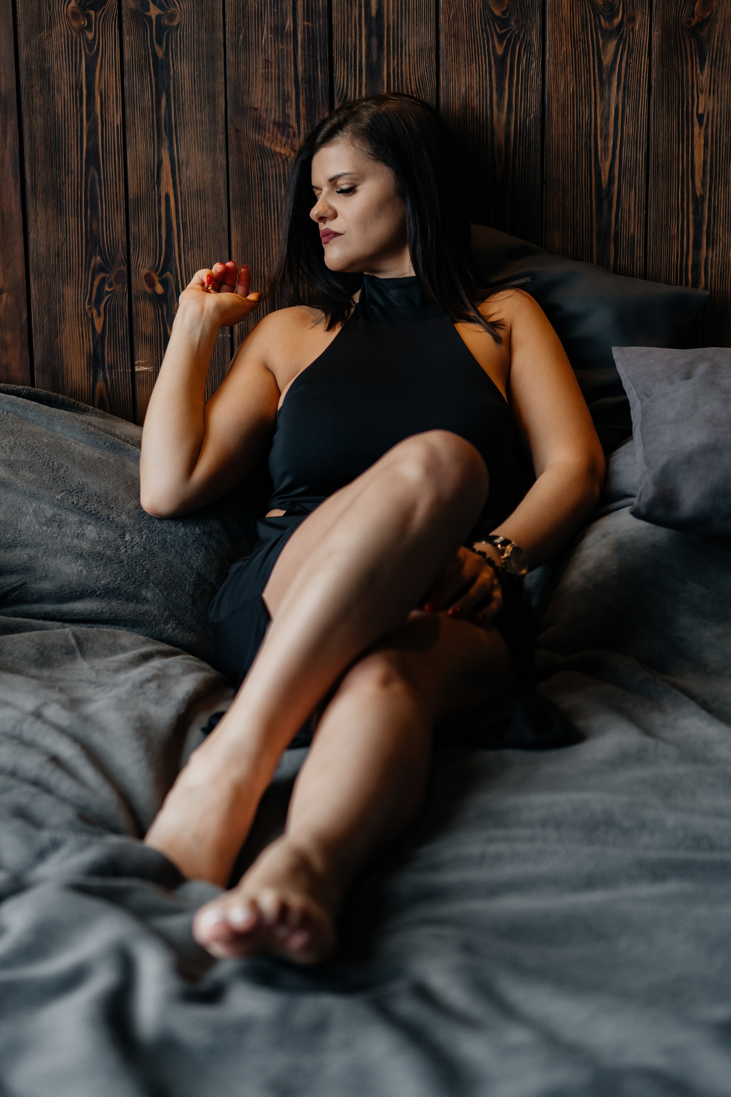 Чувственная будуарная фотосессия в фотостудии с ванной. Свадебный фотограф в Москве