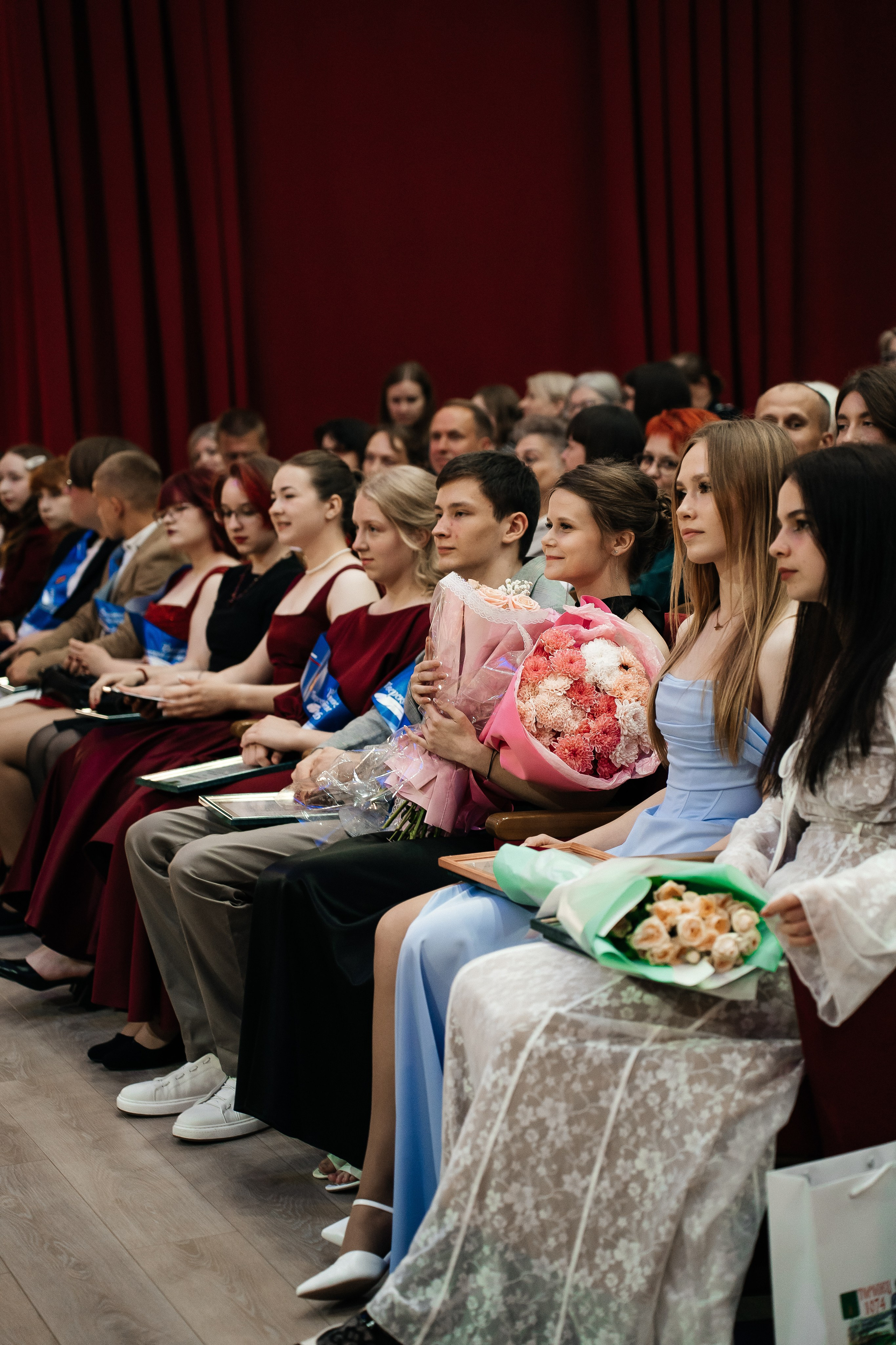 Выпускной 2026. Фотограф Торопец Кристина Абрамова Kanwellia photography