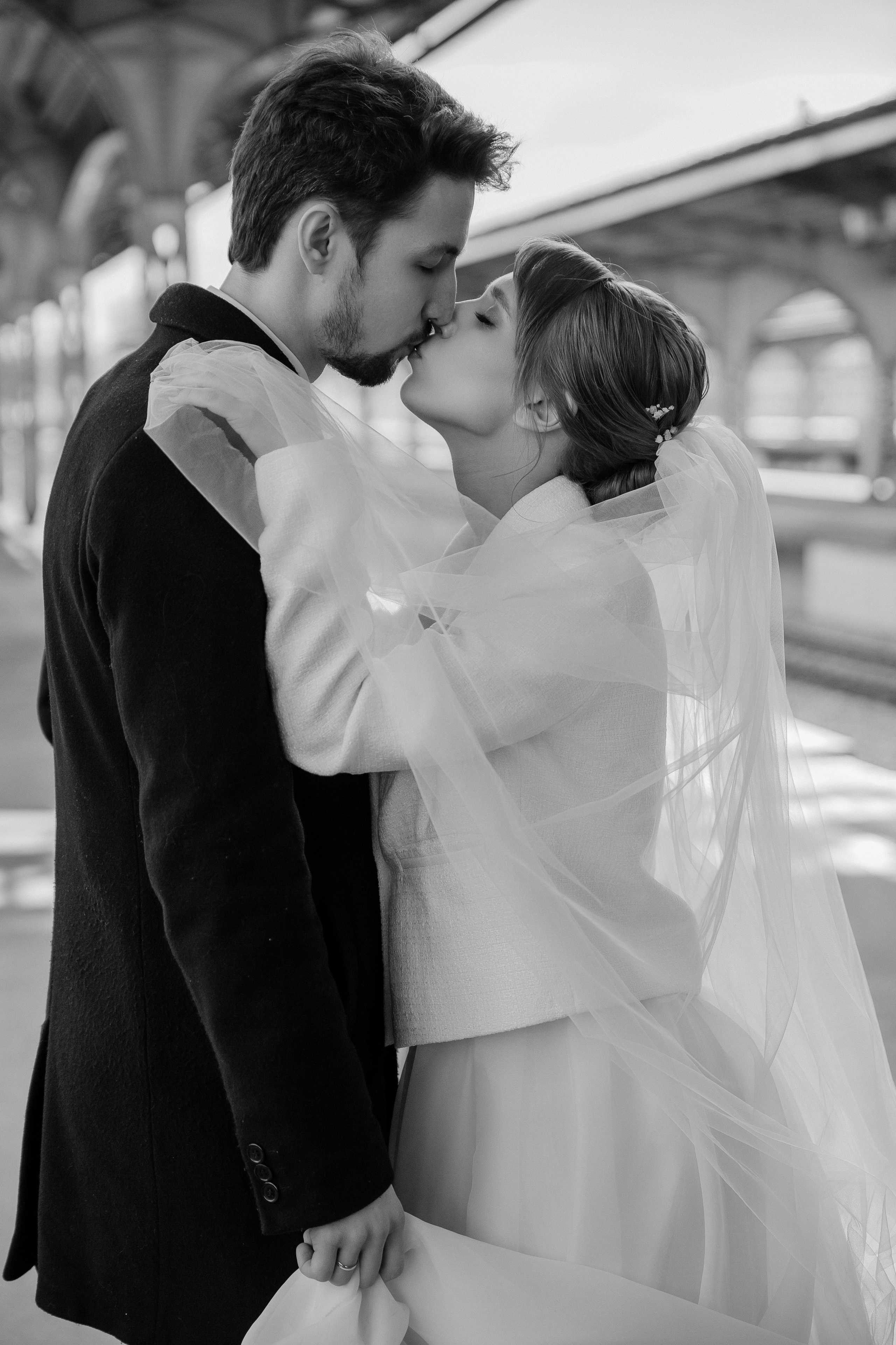 Первый ЗАГС и Фотосессия на Витебском в апреле. Свадебный фотограф в Санкт-Петербурге Вика Стукачева