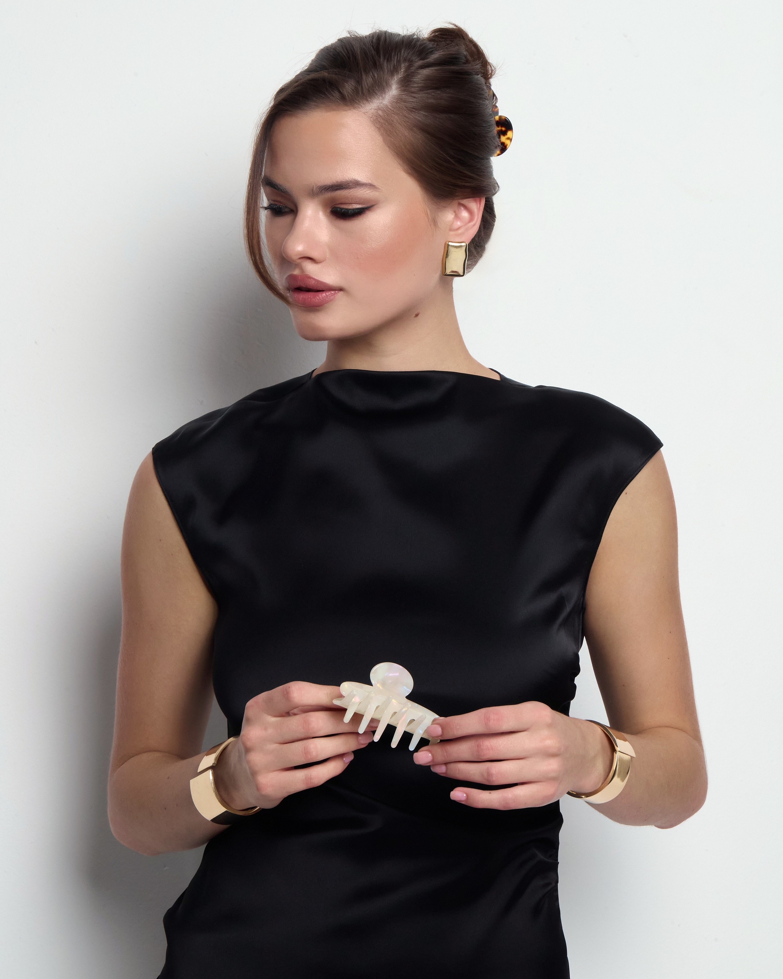 AMPY. Святослав Лебедев | Рекламный фотограф — Коммерческая съемка, Арт-дирекшн, AI-интеграция