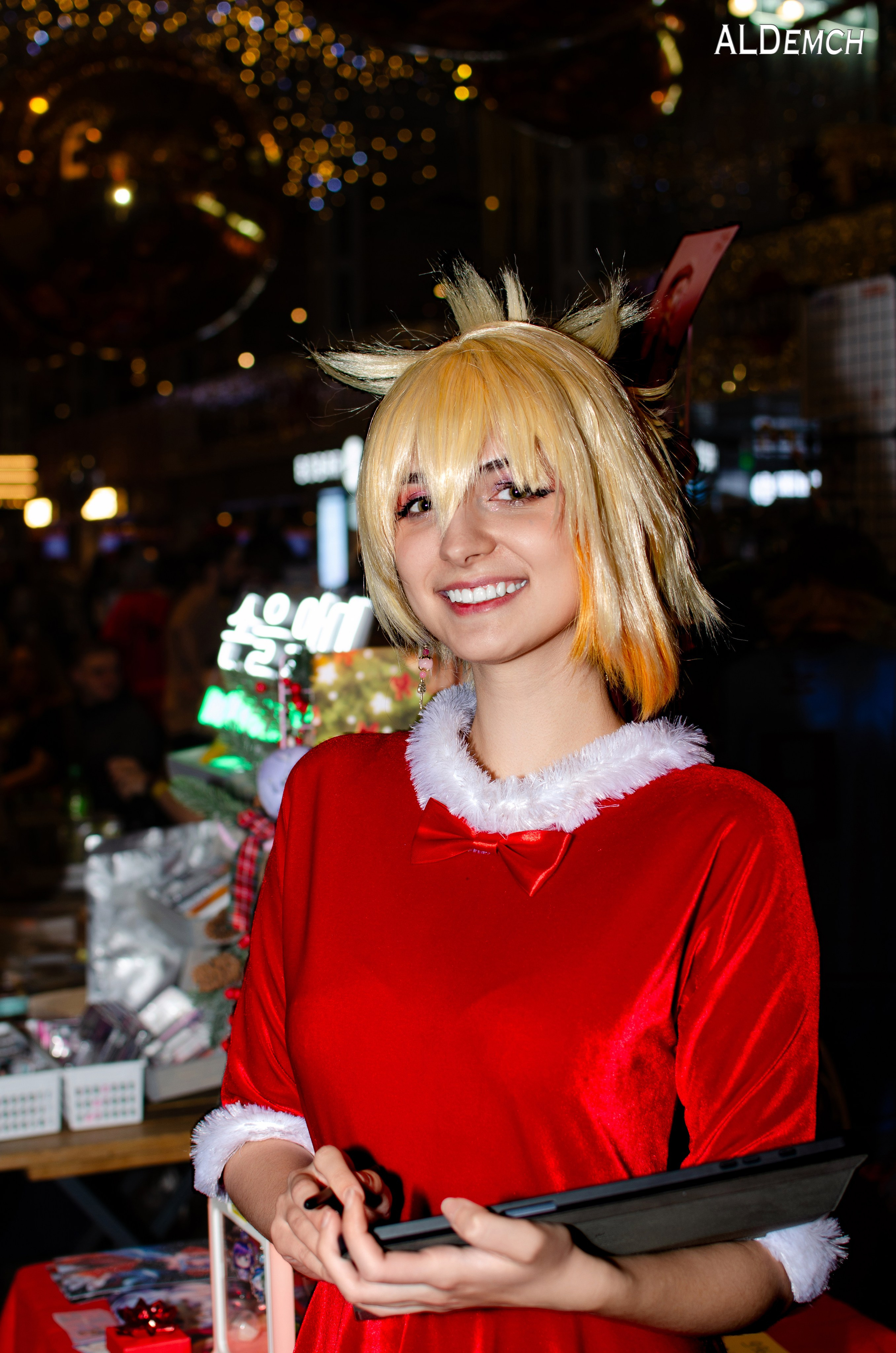 Аниме картинки персонажей и косплей фото в России Москве