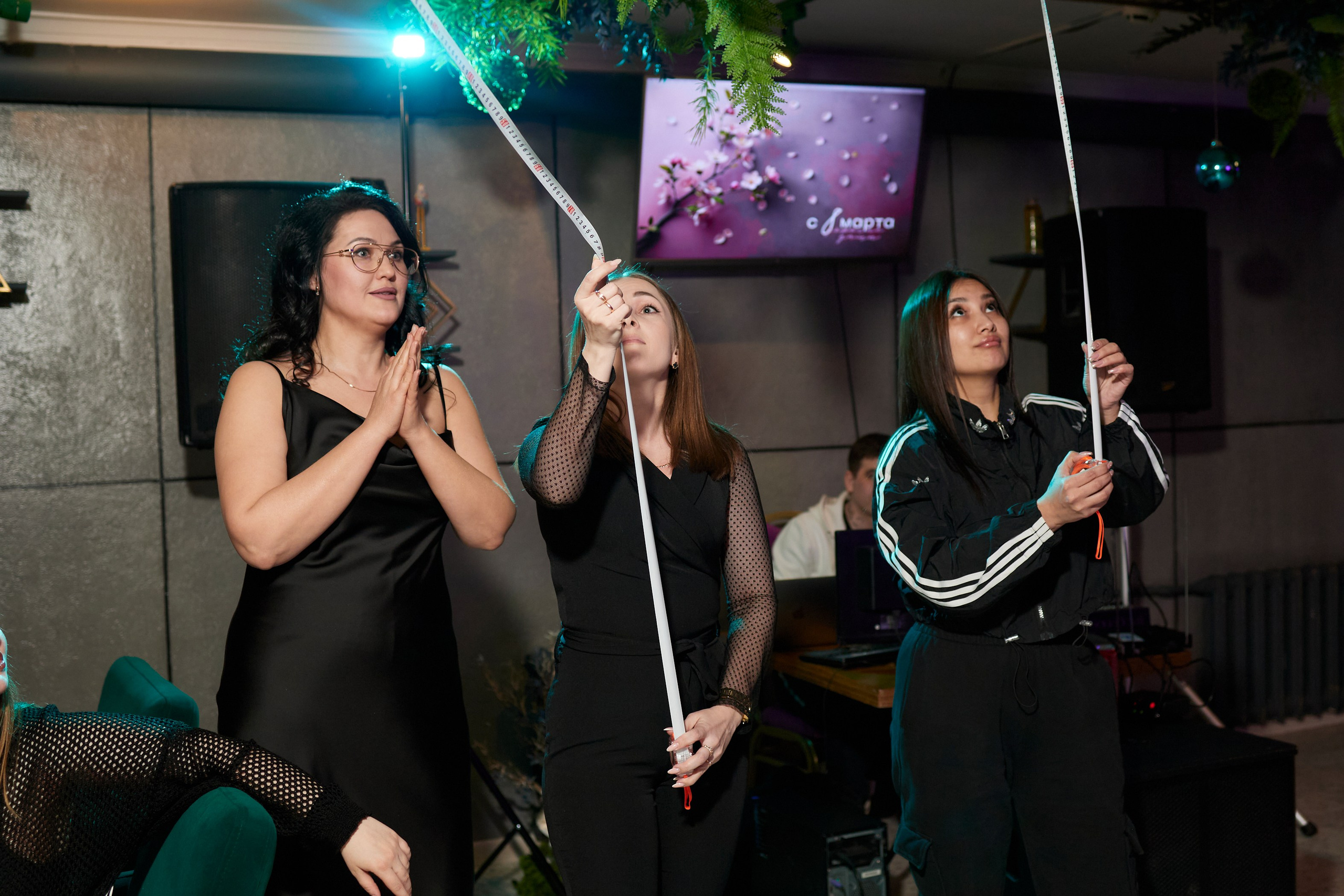 MAXIM & DAMIR | FOREST BAR | 8 МАРТА!. Главная