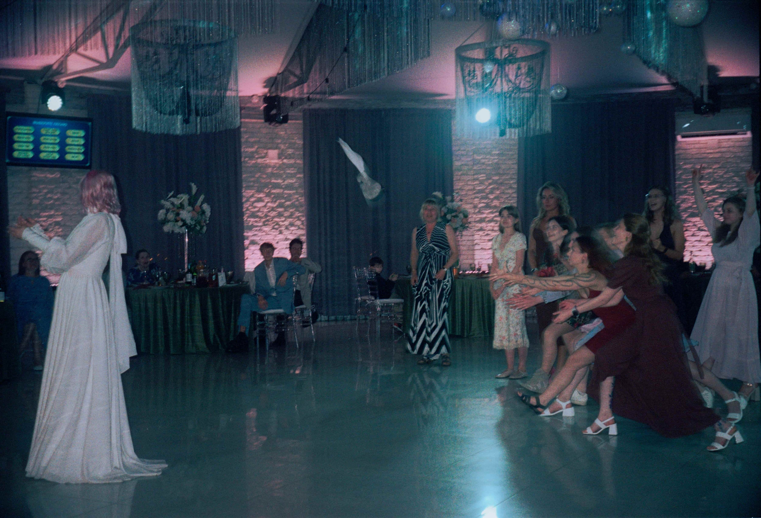 Wedding V&E. Плёночный фотограф и стилист Анастасия Шлокова Санкт-Петербург Москва