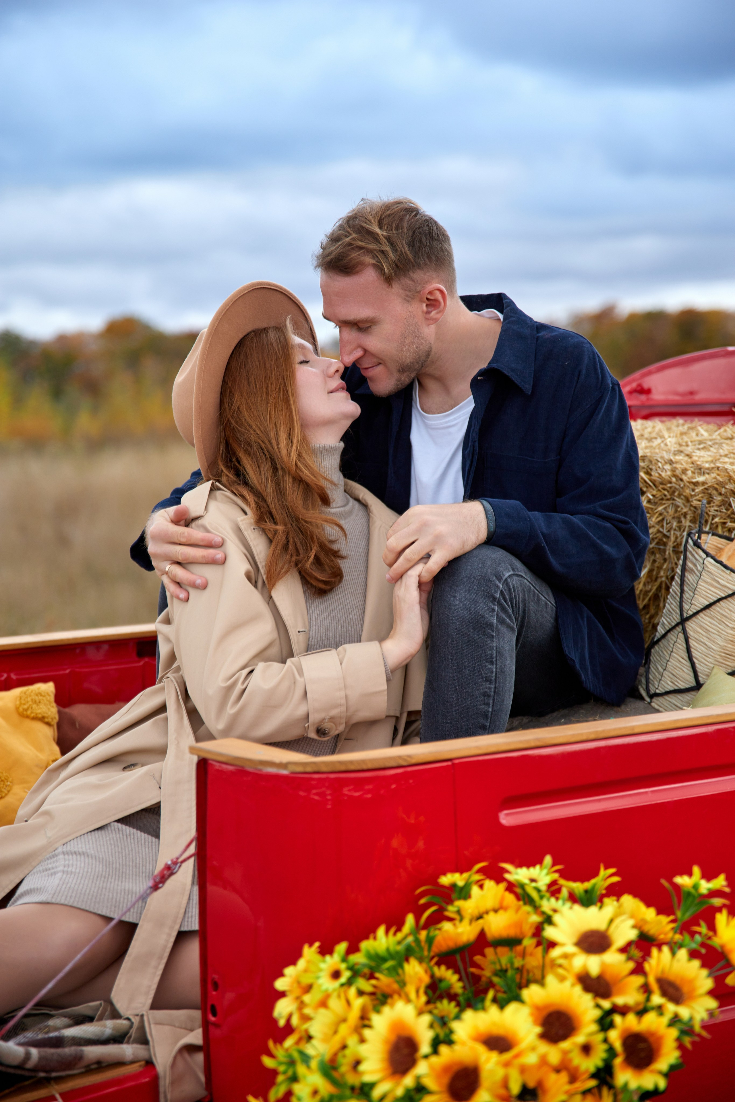 Осенняя с машиной. Фотограф в Самаре Анастасия Афанасьева