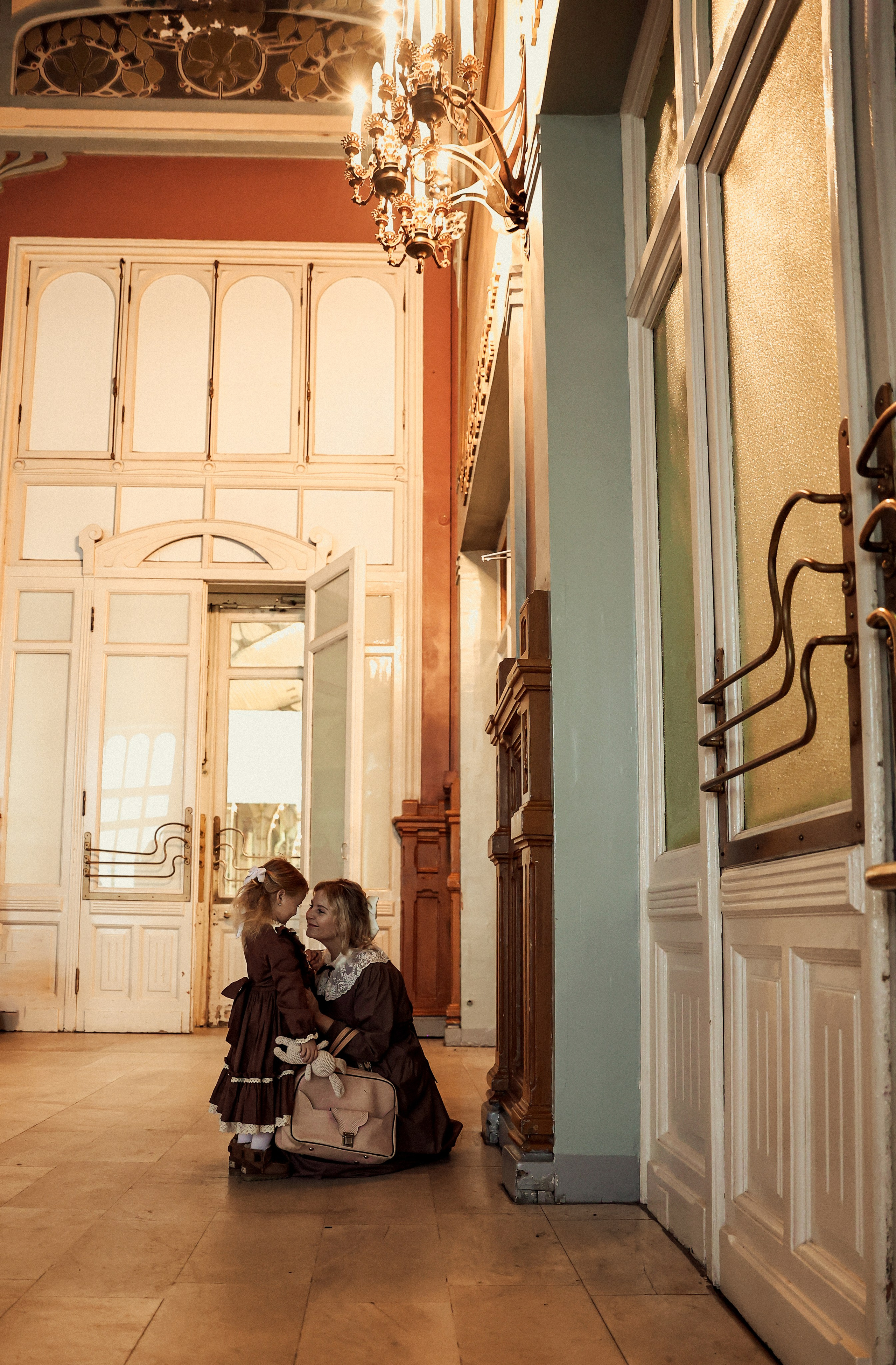 Ретро съемка на Витебском вокзале. Фотограф — Татьяна Кириллова, г. Санкт-Петербург