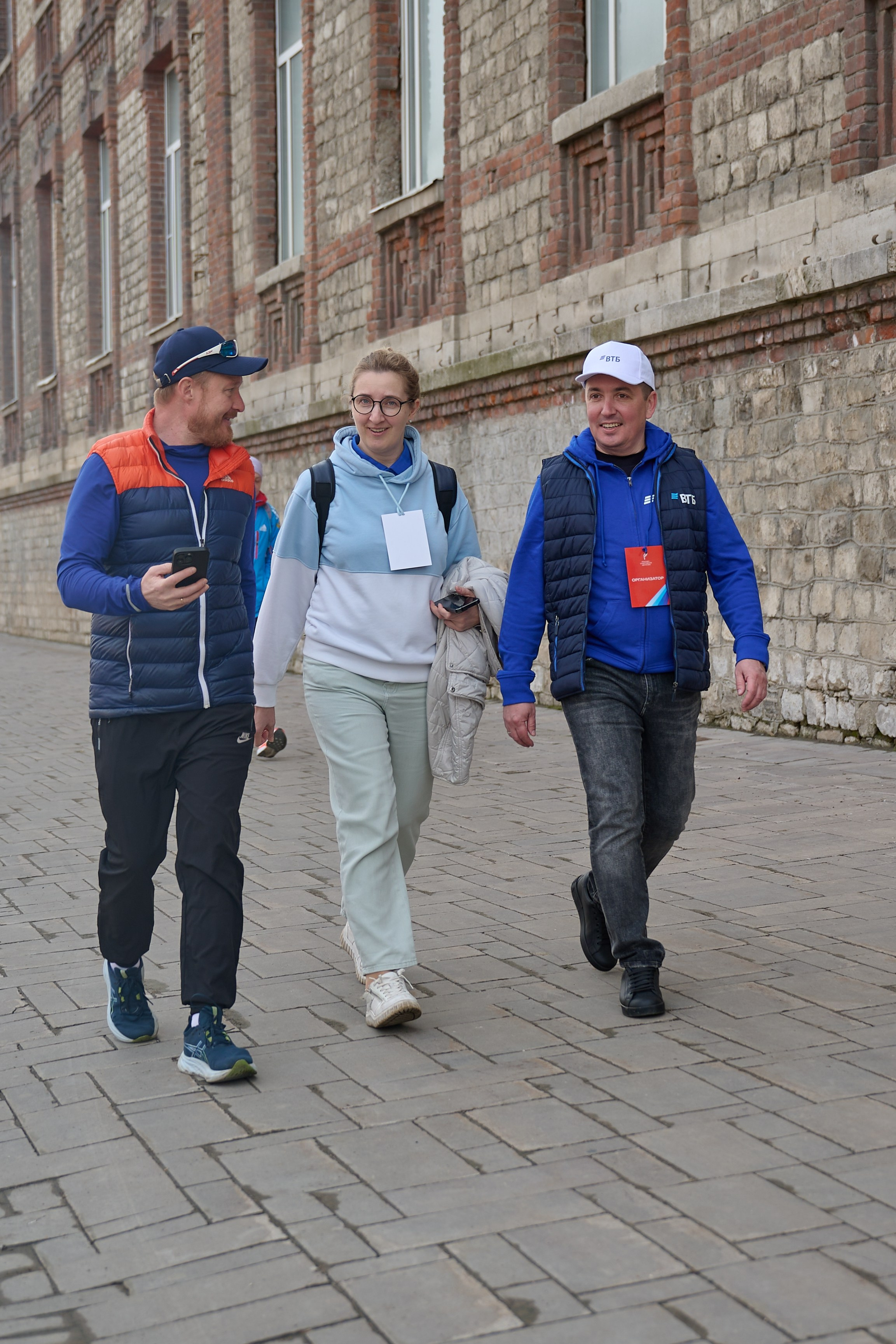 Самарский космический полумарафон 2026 (с командой ВТБ). Фотограф в Самаре