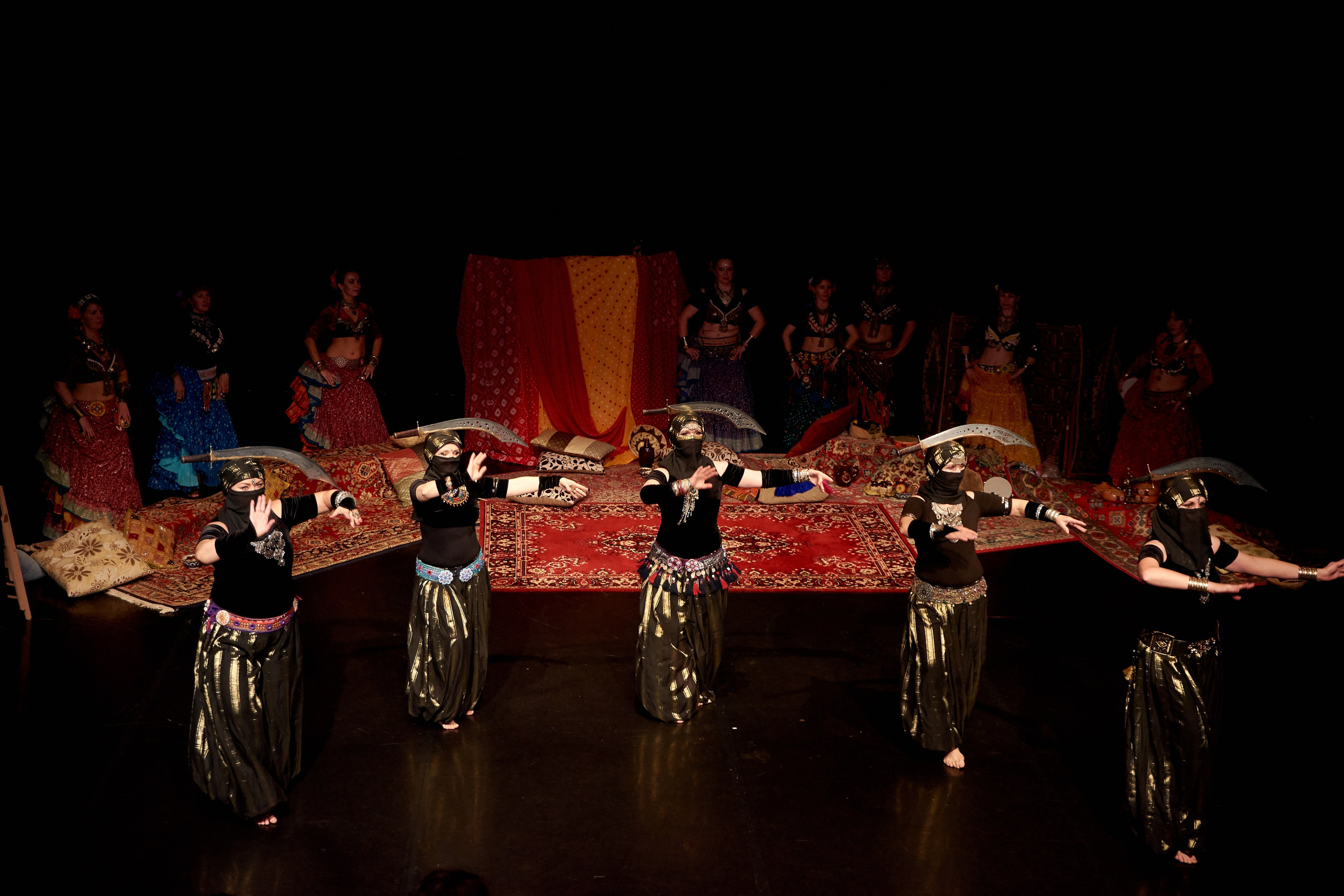 Город танцующего народа. Ольга Чёкотова (Фотограф Кострома)