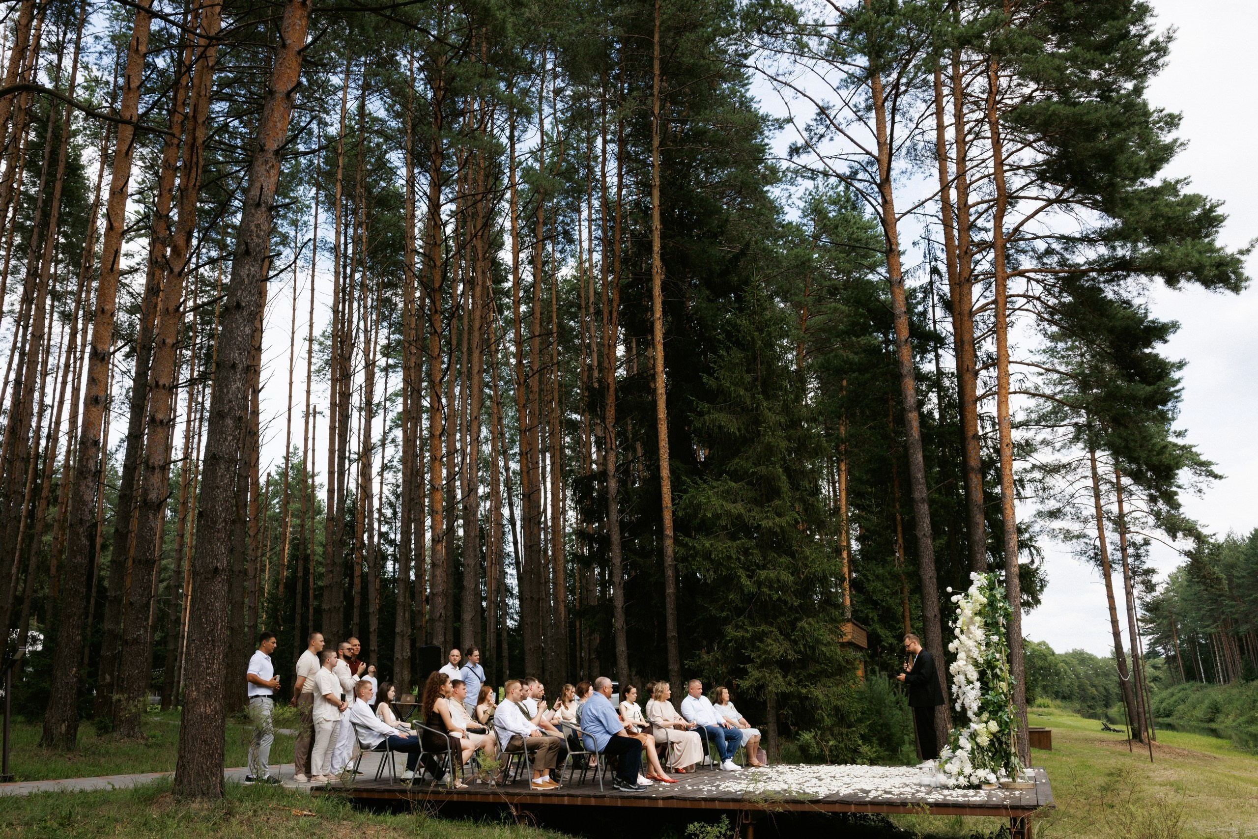 Свадьба под шёпот деревьев. Свадебный и семейный фотограф в Твери, Москве, Санкт-Петербурге