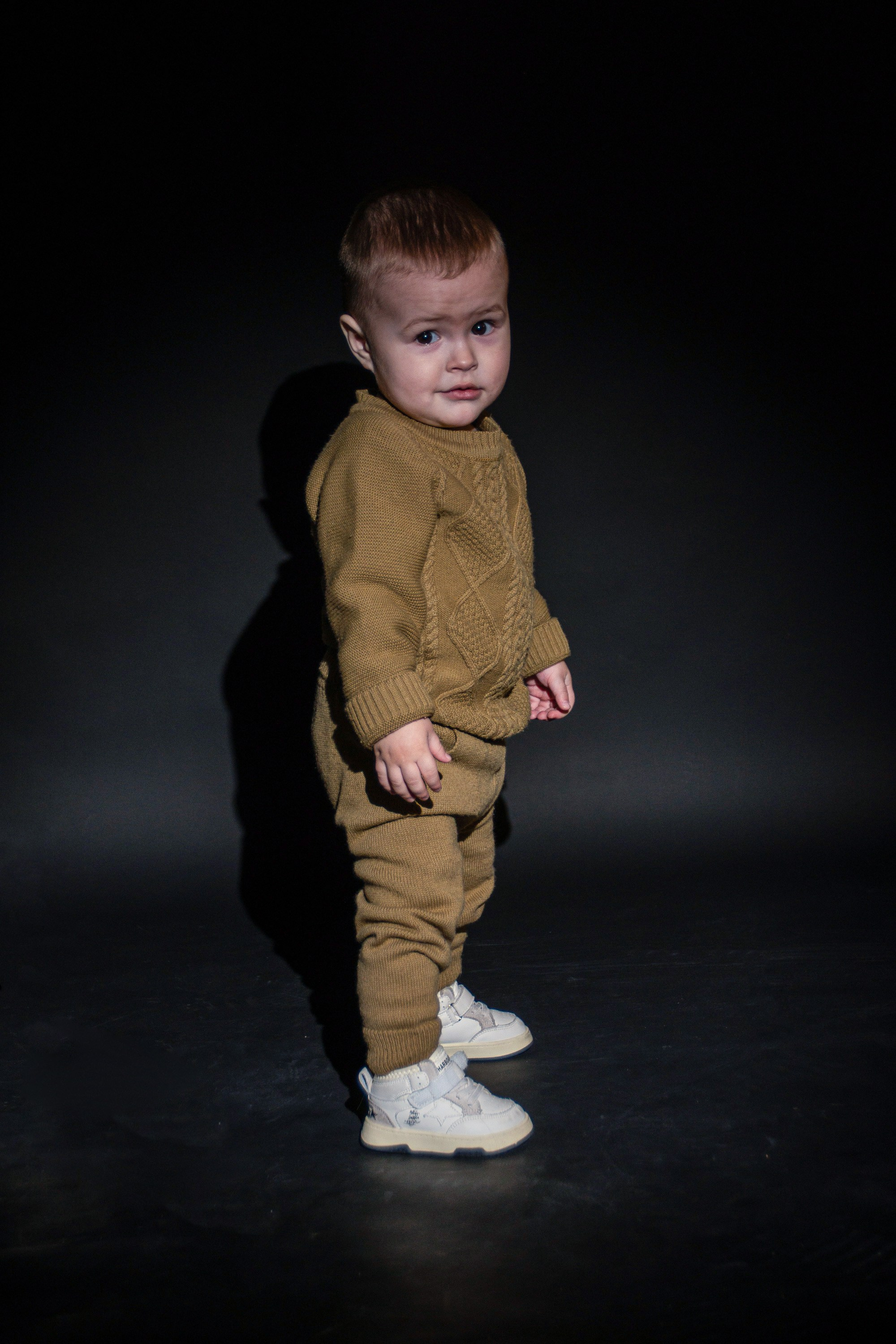 Студия (новогодняя семейная). Разноплановый фотограф в Москве