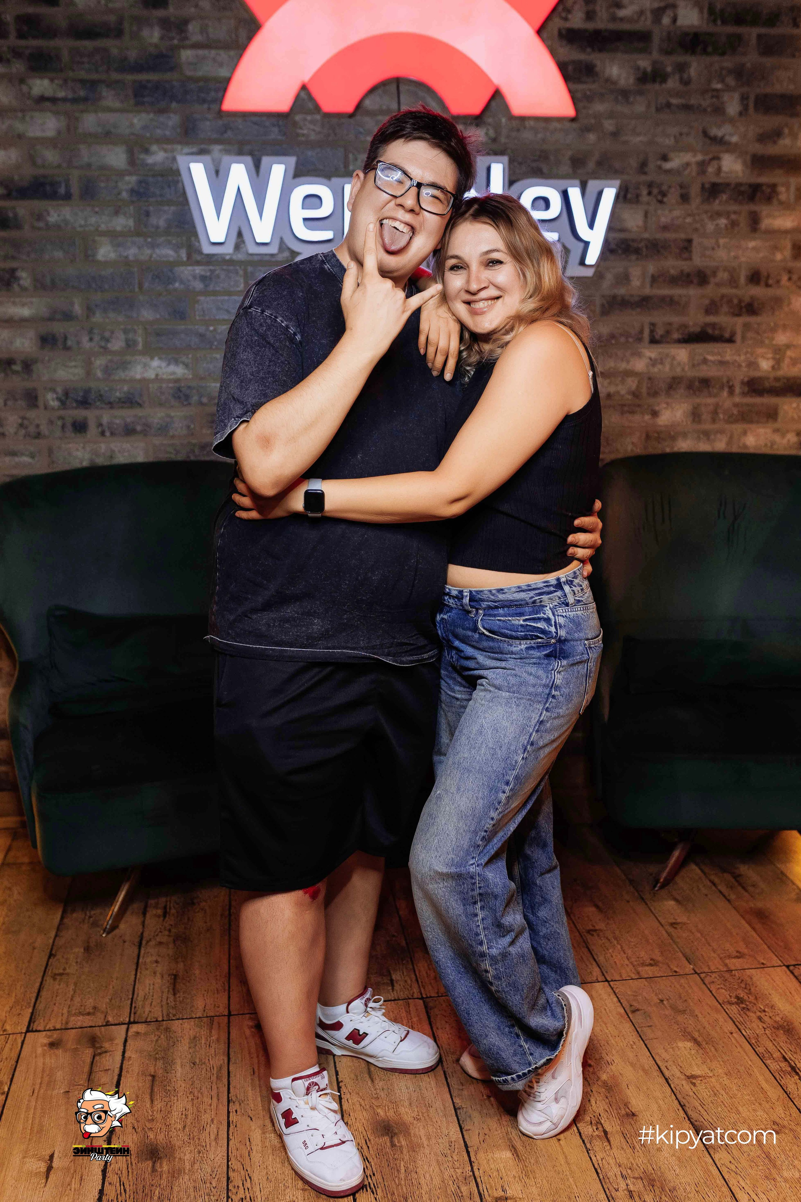 Эйнштейн Party