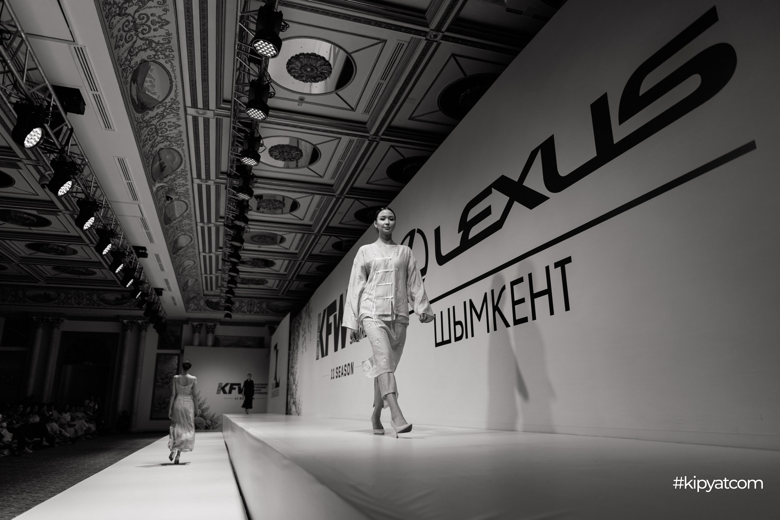 KAZAKHSTAN FASHION WEEK SHYMKENT 11 SEASON. Кипятком Шымкент