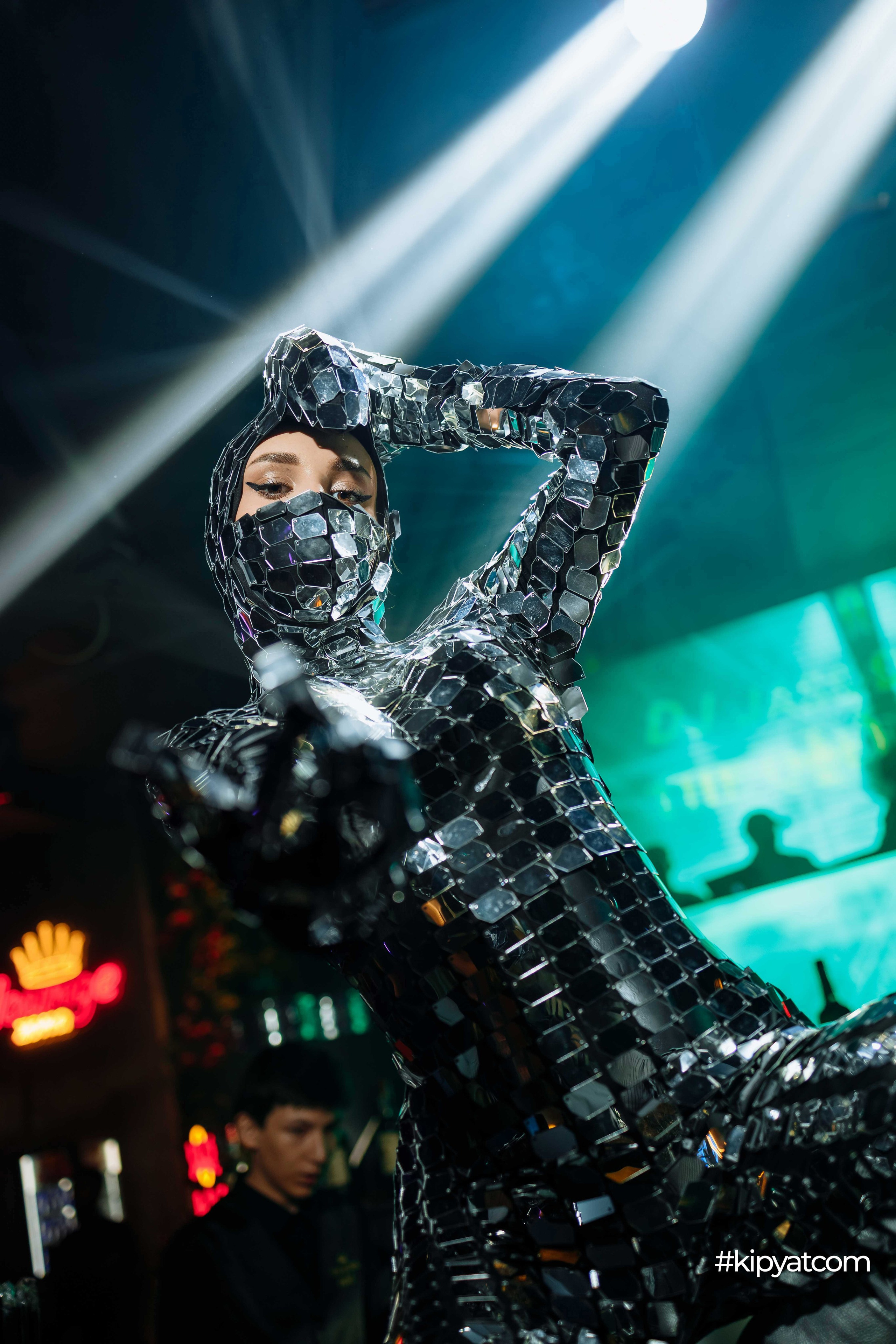 The Queen Prive. Кипятком Шымкент